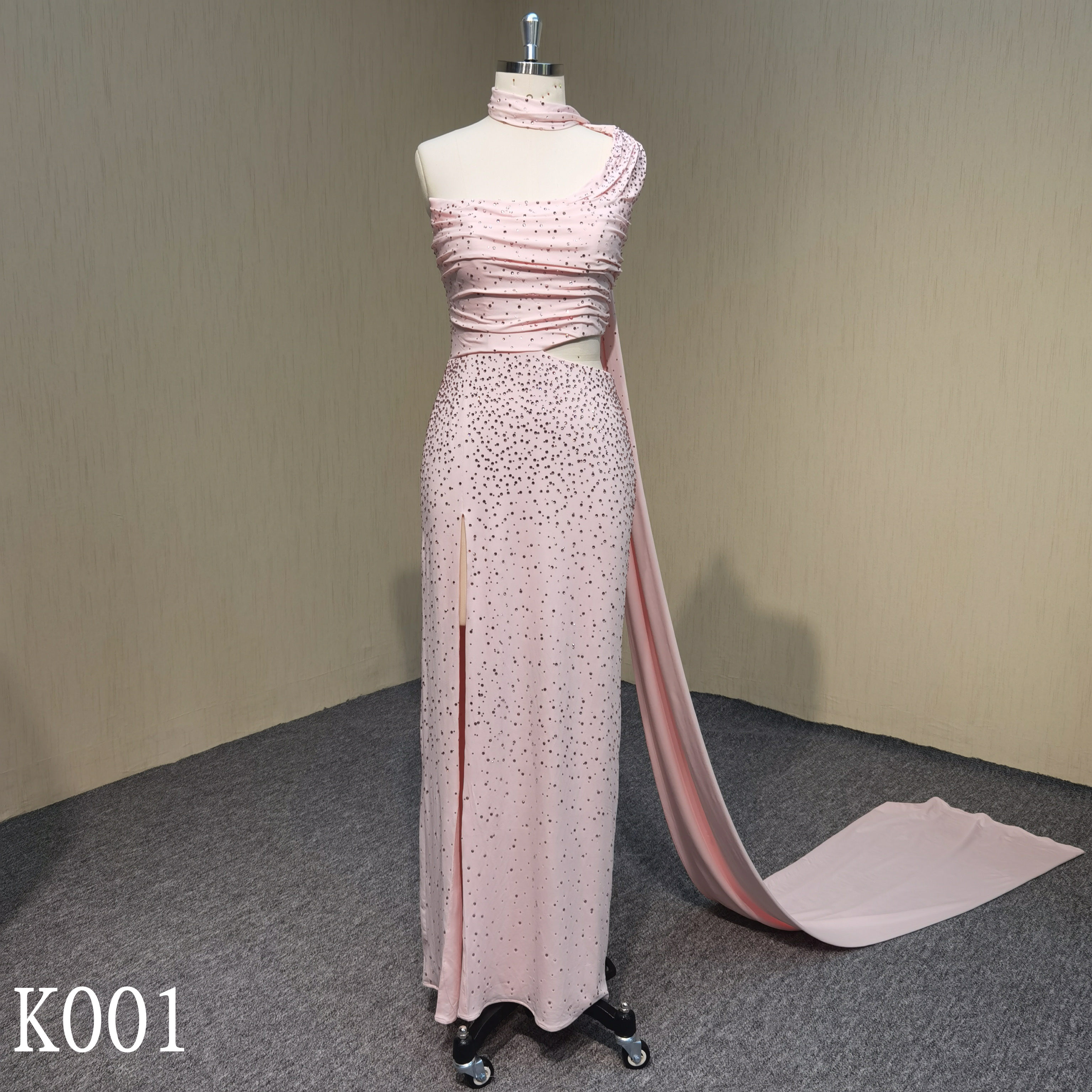 K001 Evening dress with diamond made in China