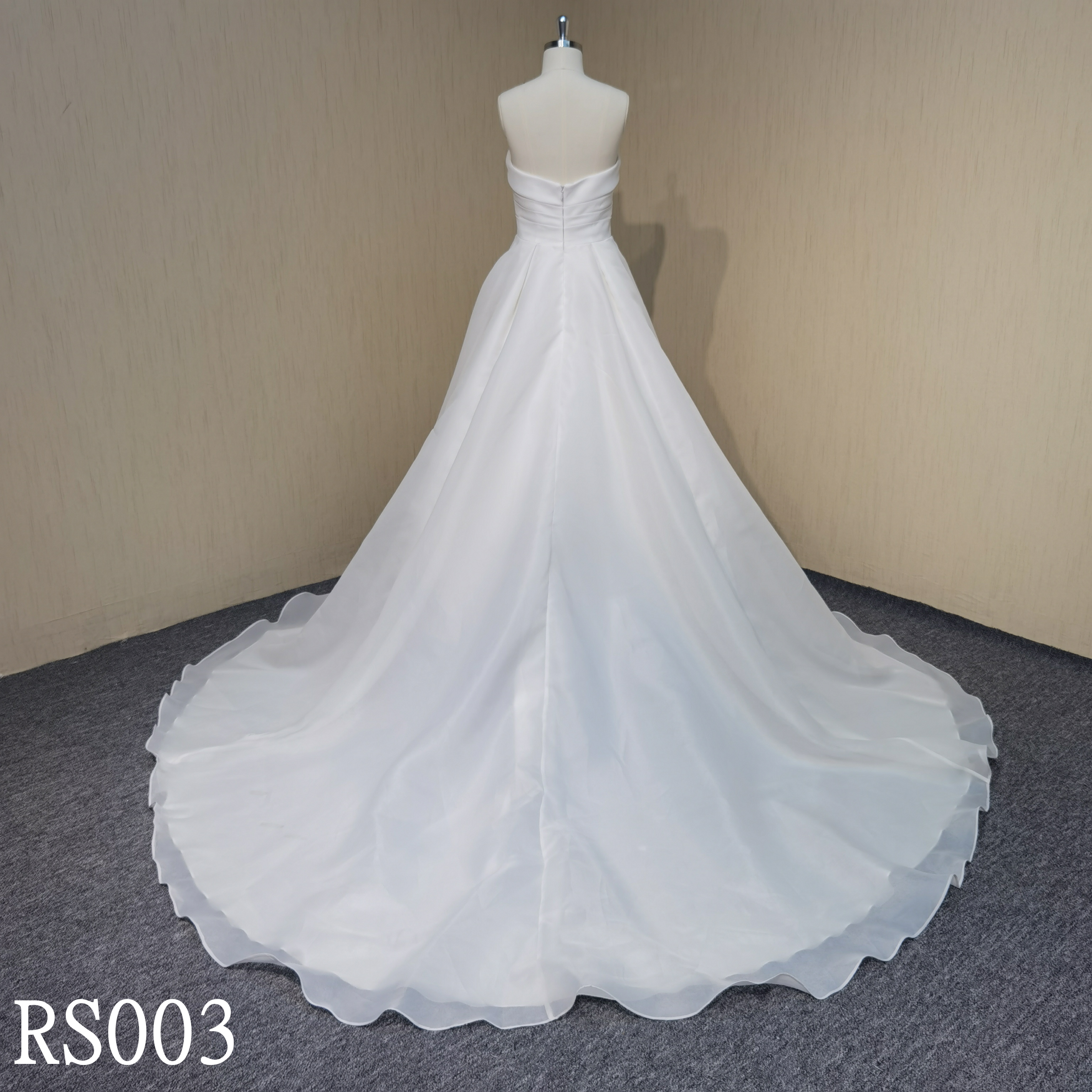 RS003 A Line wedding dress for women made in Guangzhou supplier