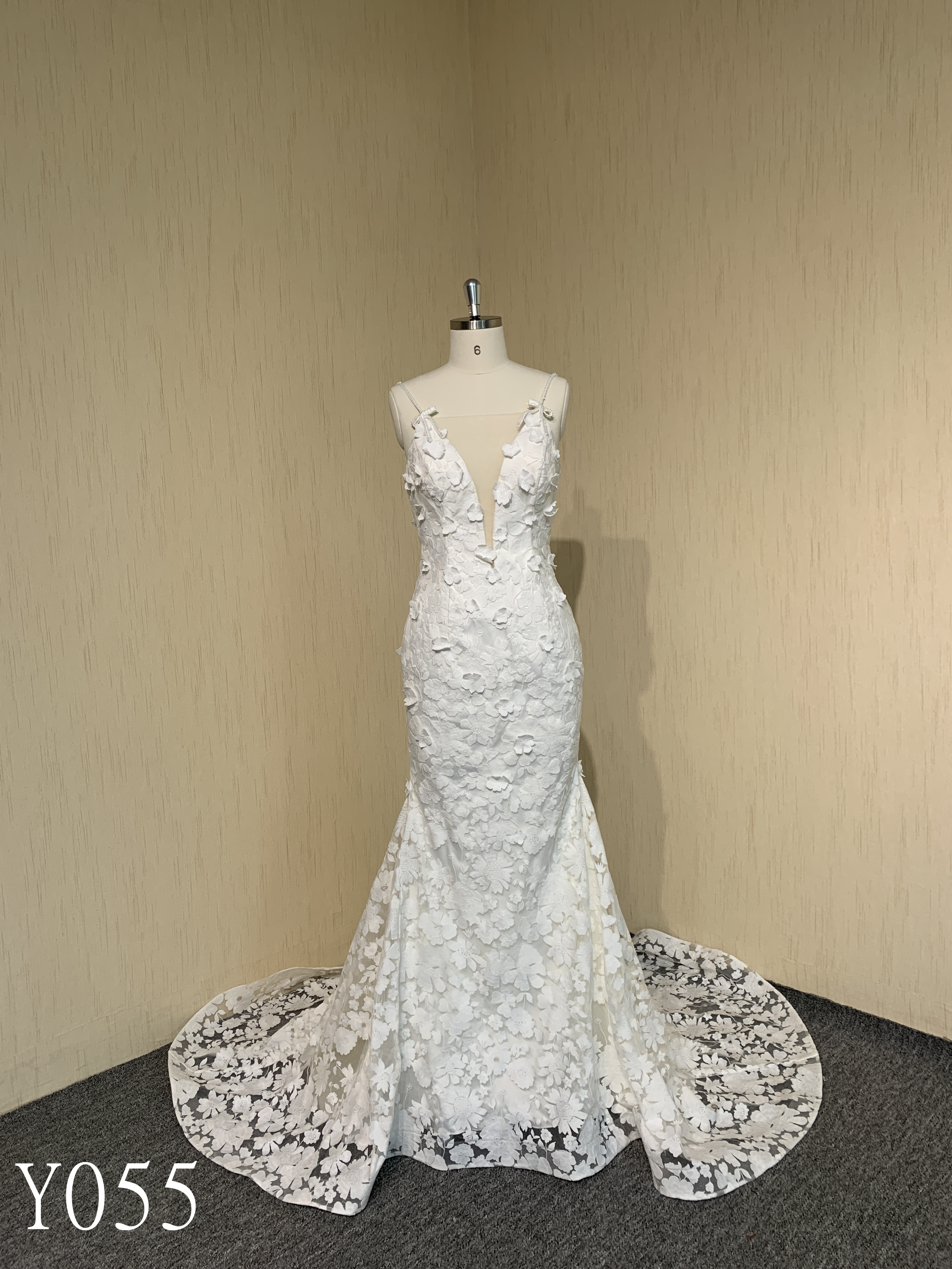 Y055 Cubic Flower Beaded Deep V Neck Mermaid Wedding Dress