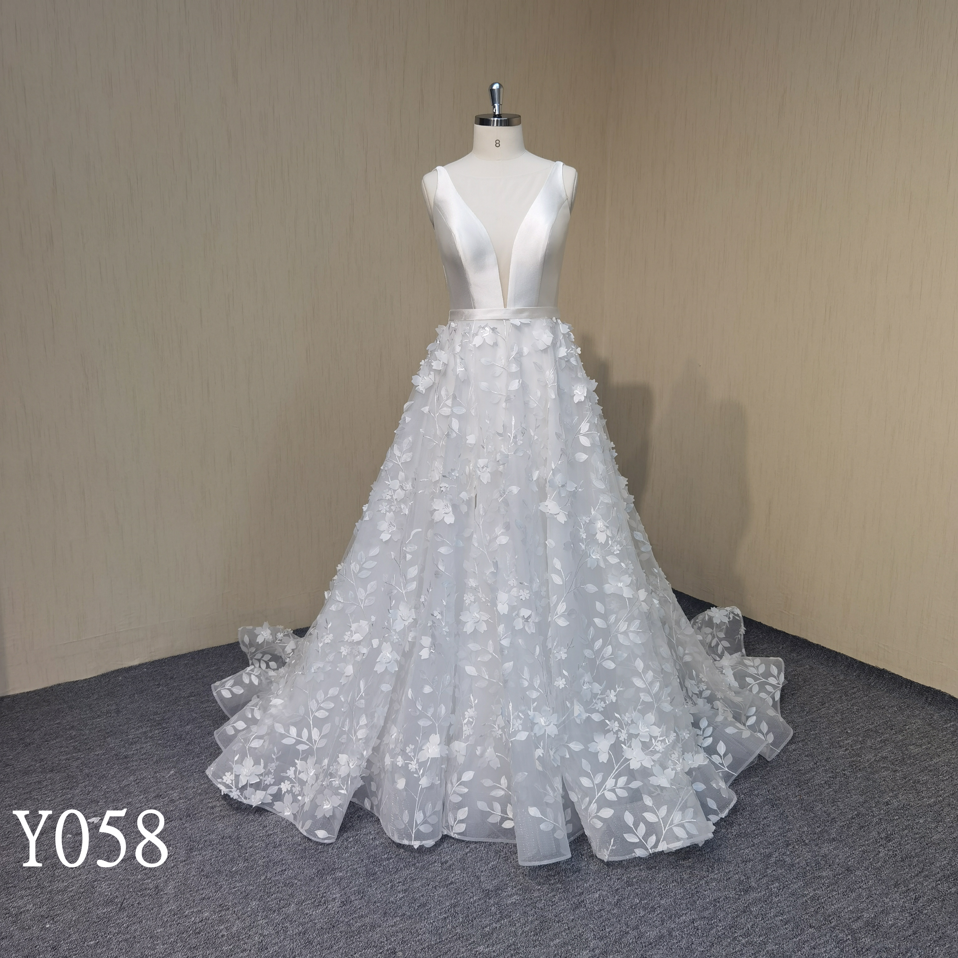 A Line Wedding Dresss