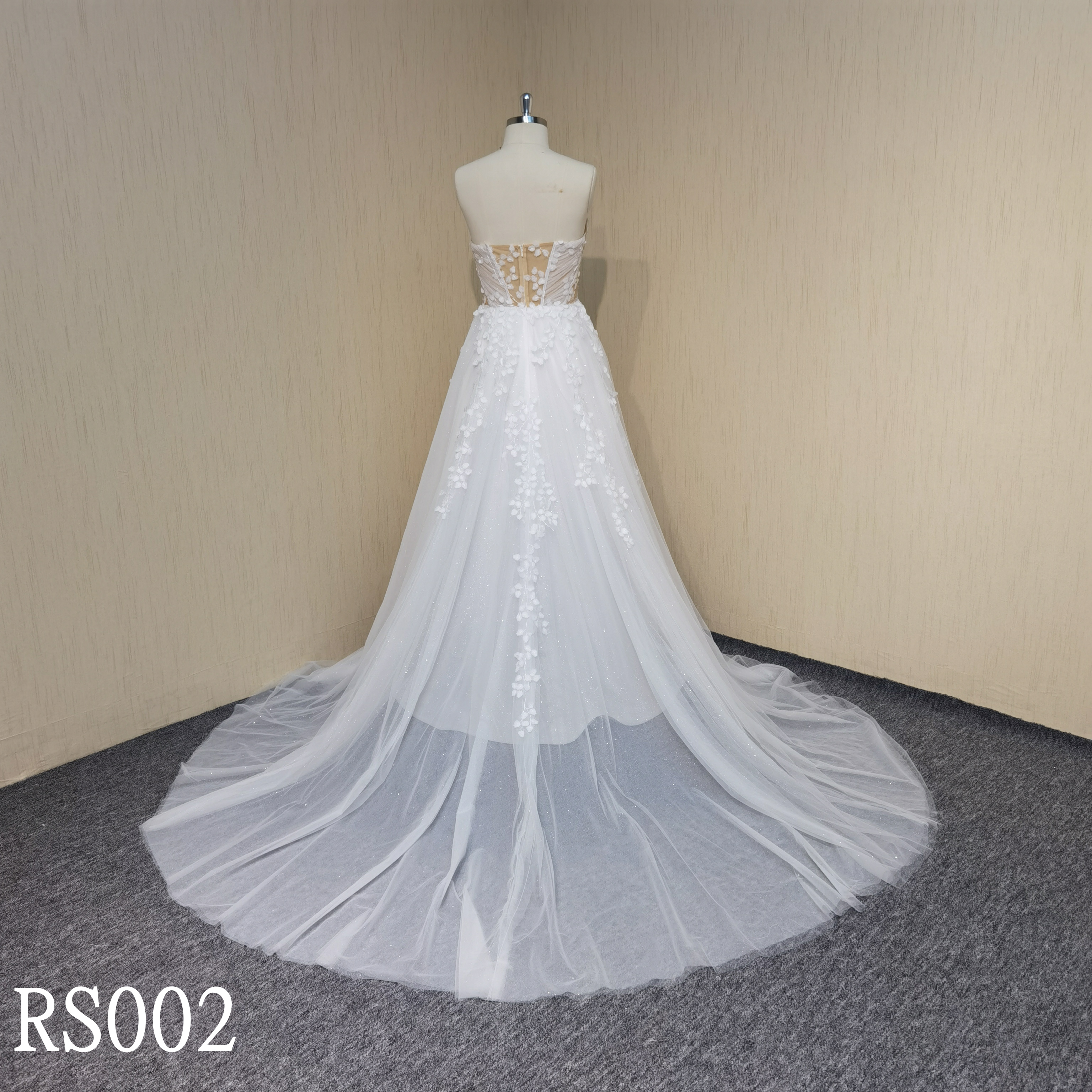 RS002 A-line wedding dress for women made in Guangzhou supplier