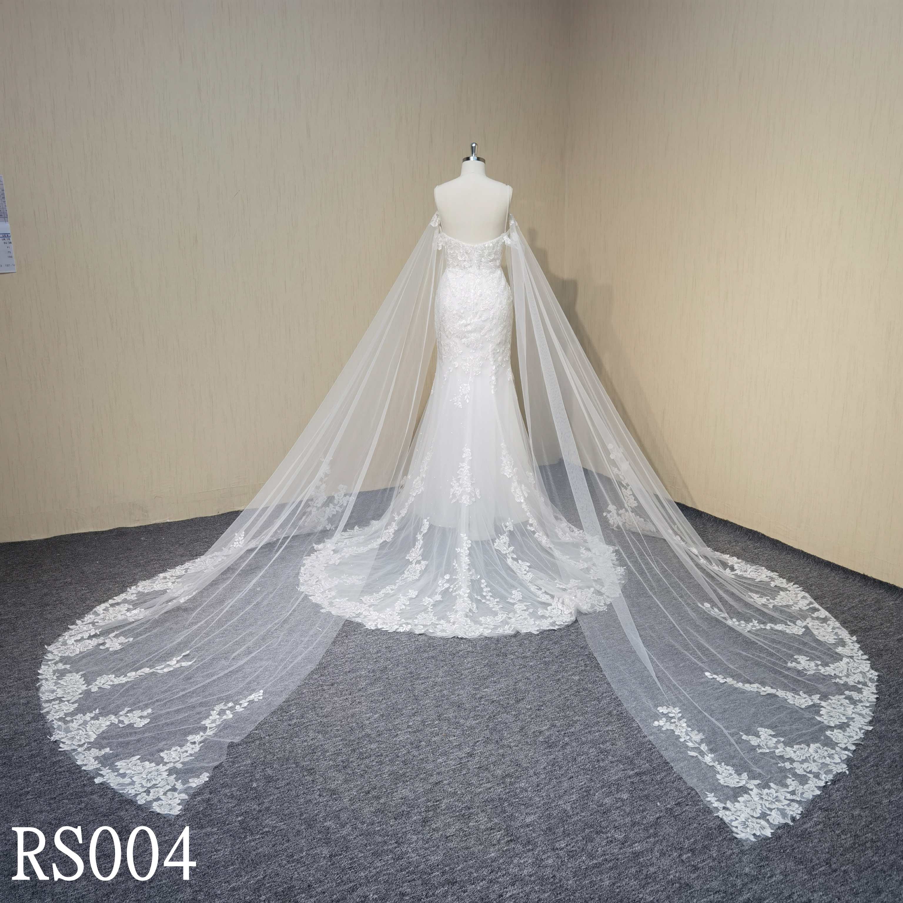 RS004 Mermaid Wedding Dresses with applique Wedding Bridal