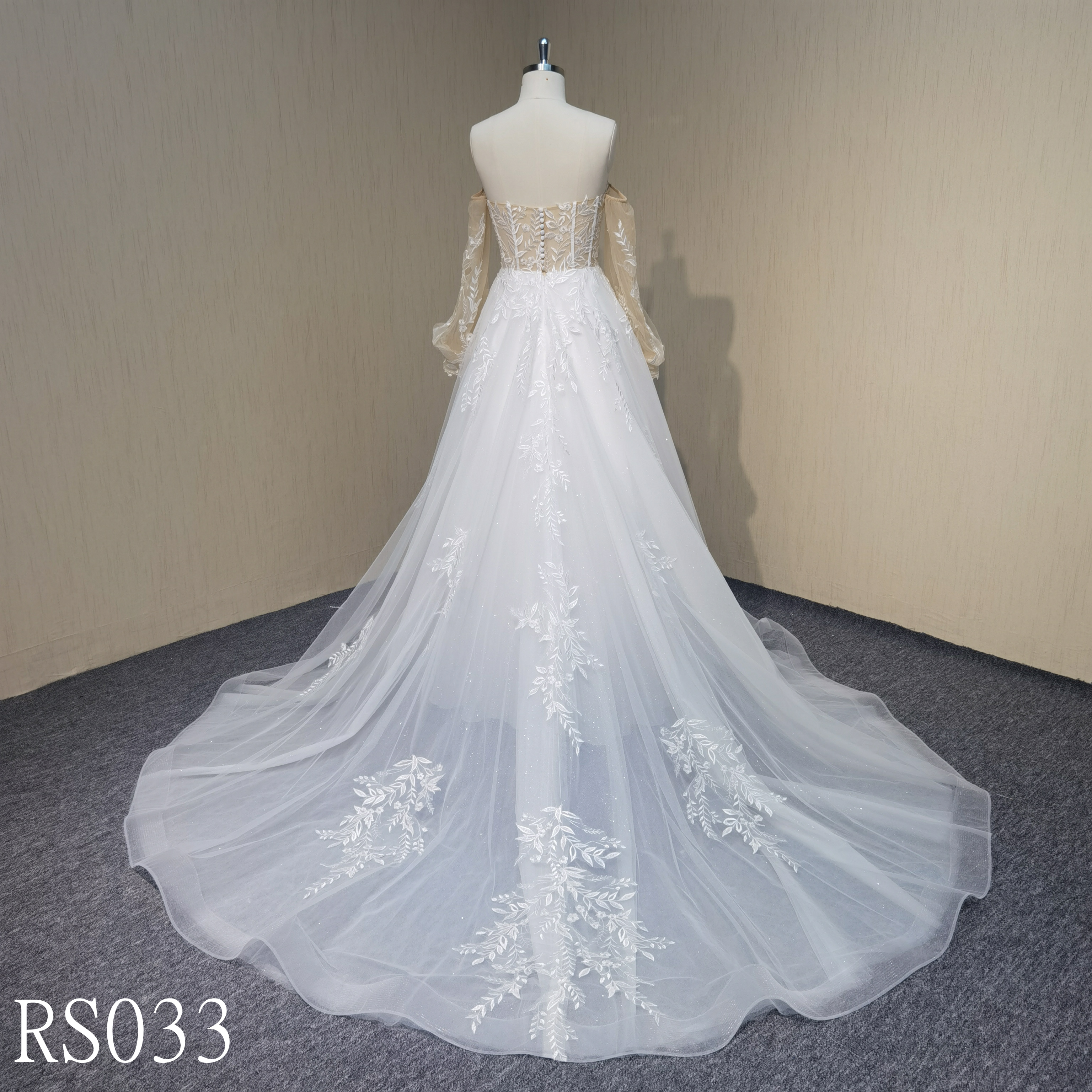 RS033 A-line Bridal Wedding Dresse with fishbone Sweetheart neckline Made in Guangdong Suppliers