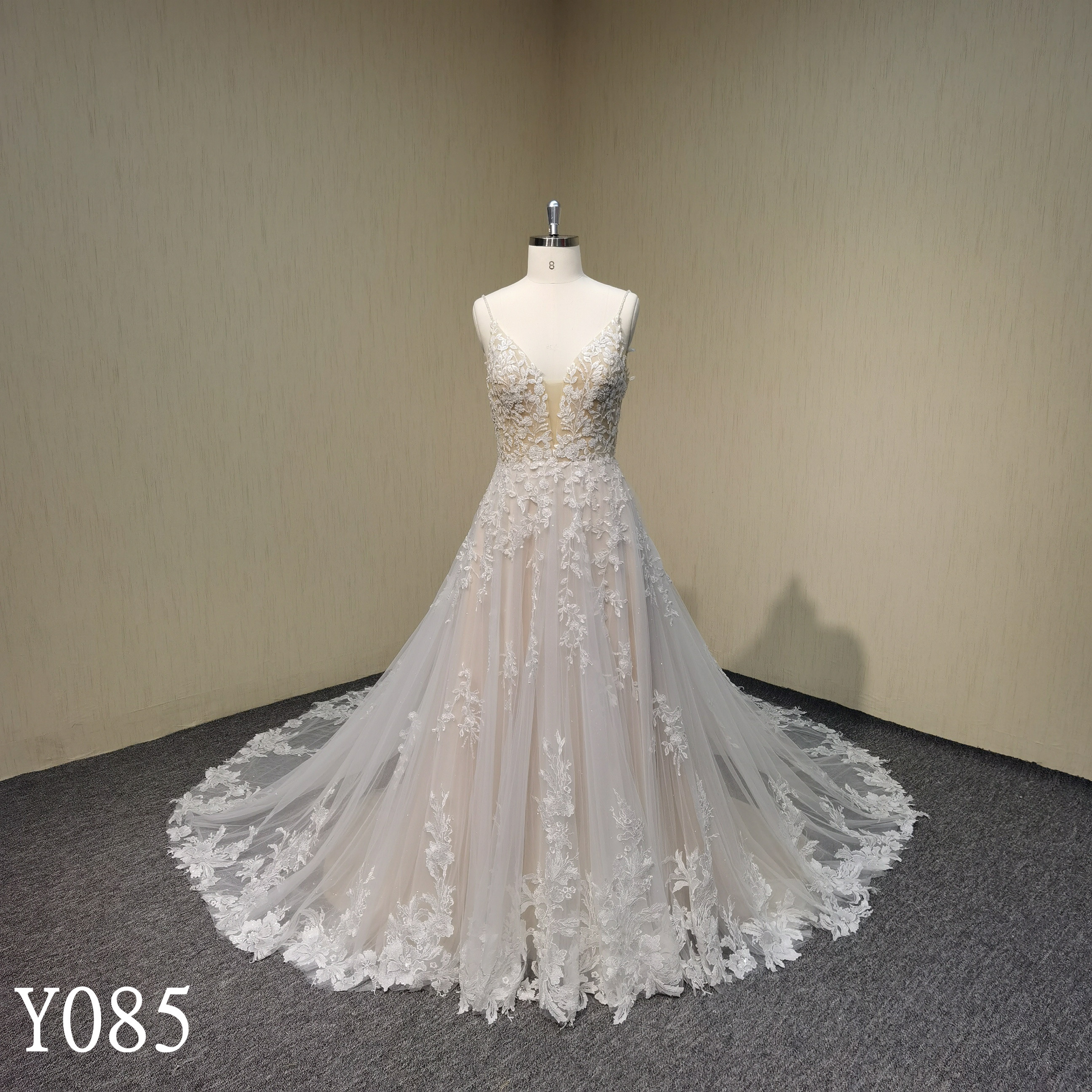 Y085 Sexy Deep V Neck Lace Backless A-line Wedding Dresses