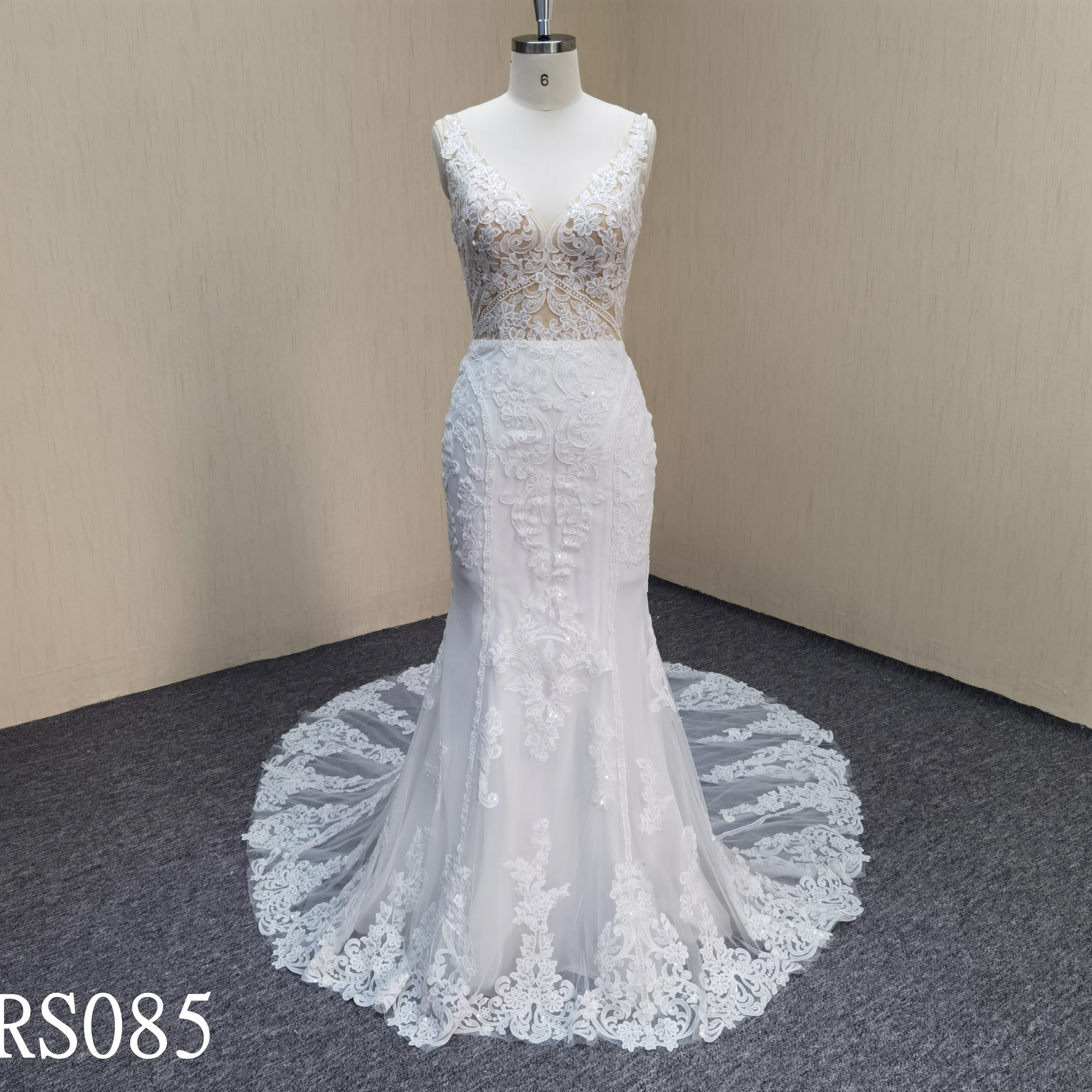 RS085 See-through Mermaid Wedding Dresses with Applique made in China