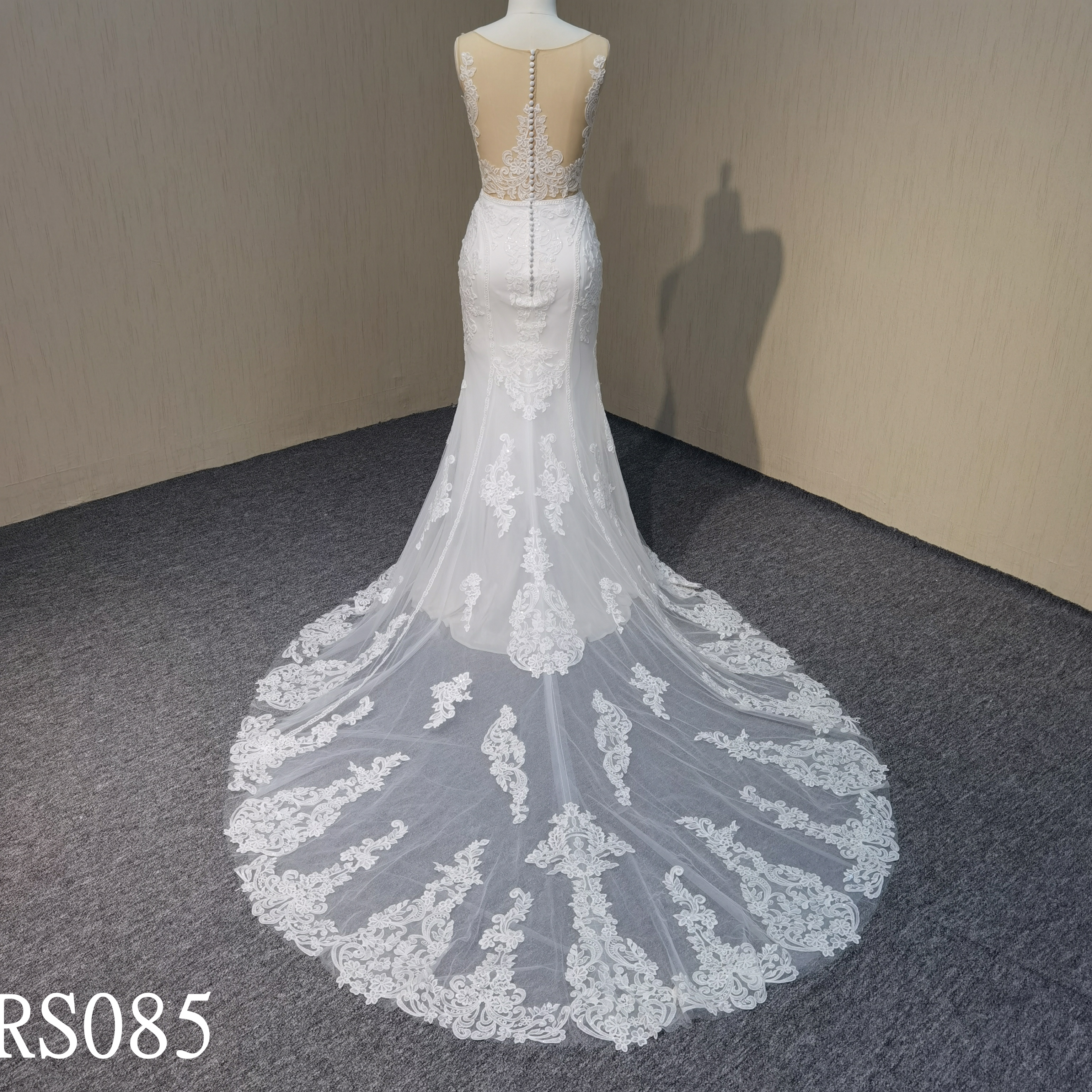 RS085 See-through Mermaid Wedding Dresses with Applique made in China