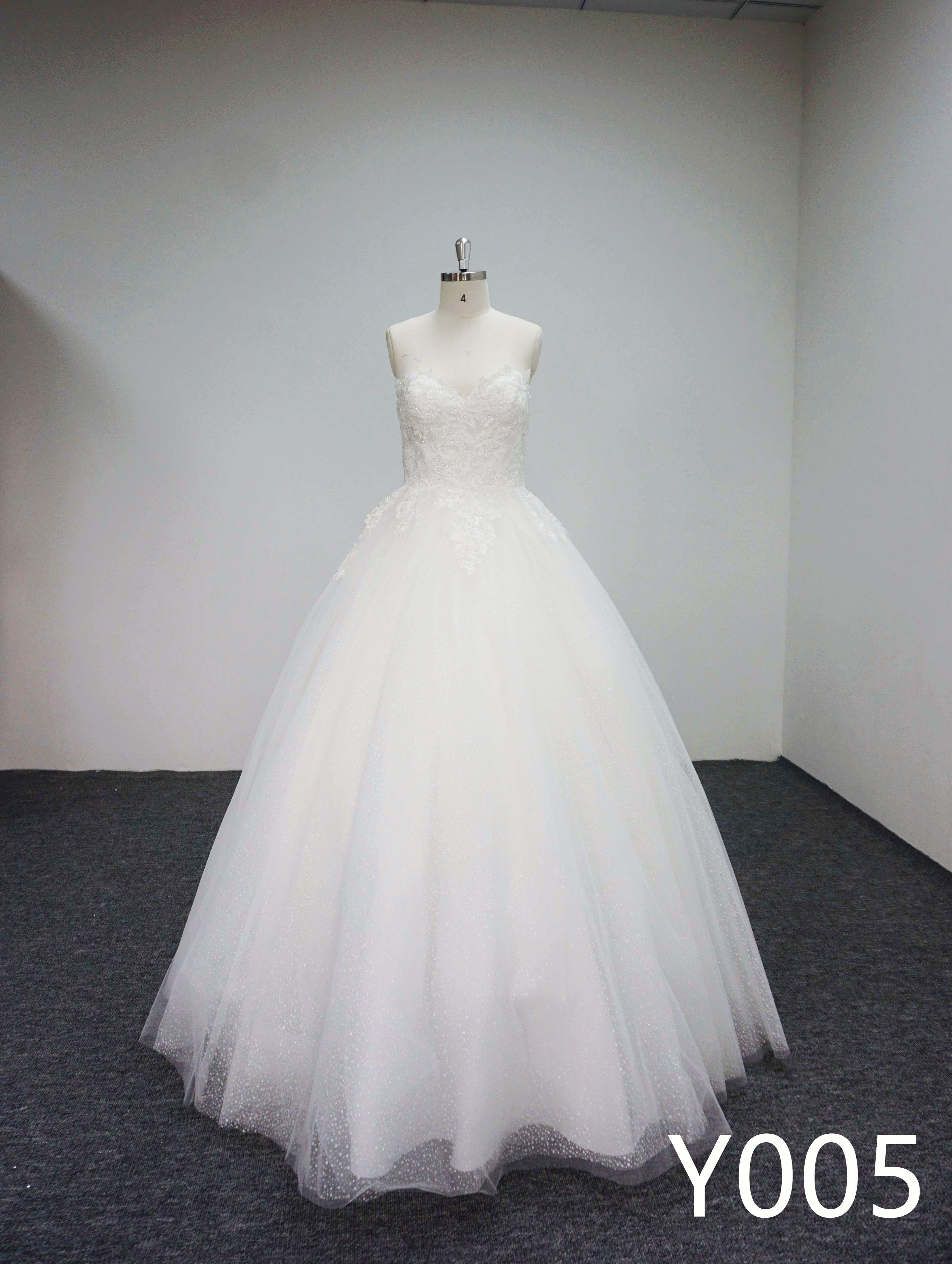 Y005 Sequins Strapless Bridal Gowns with Beaded Wedding Dress Made in China