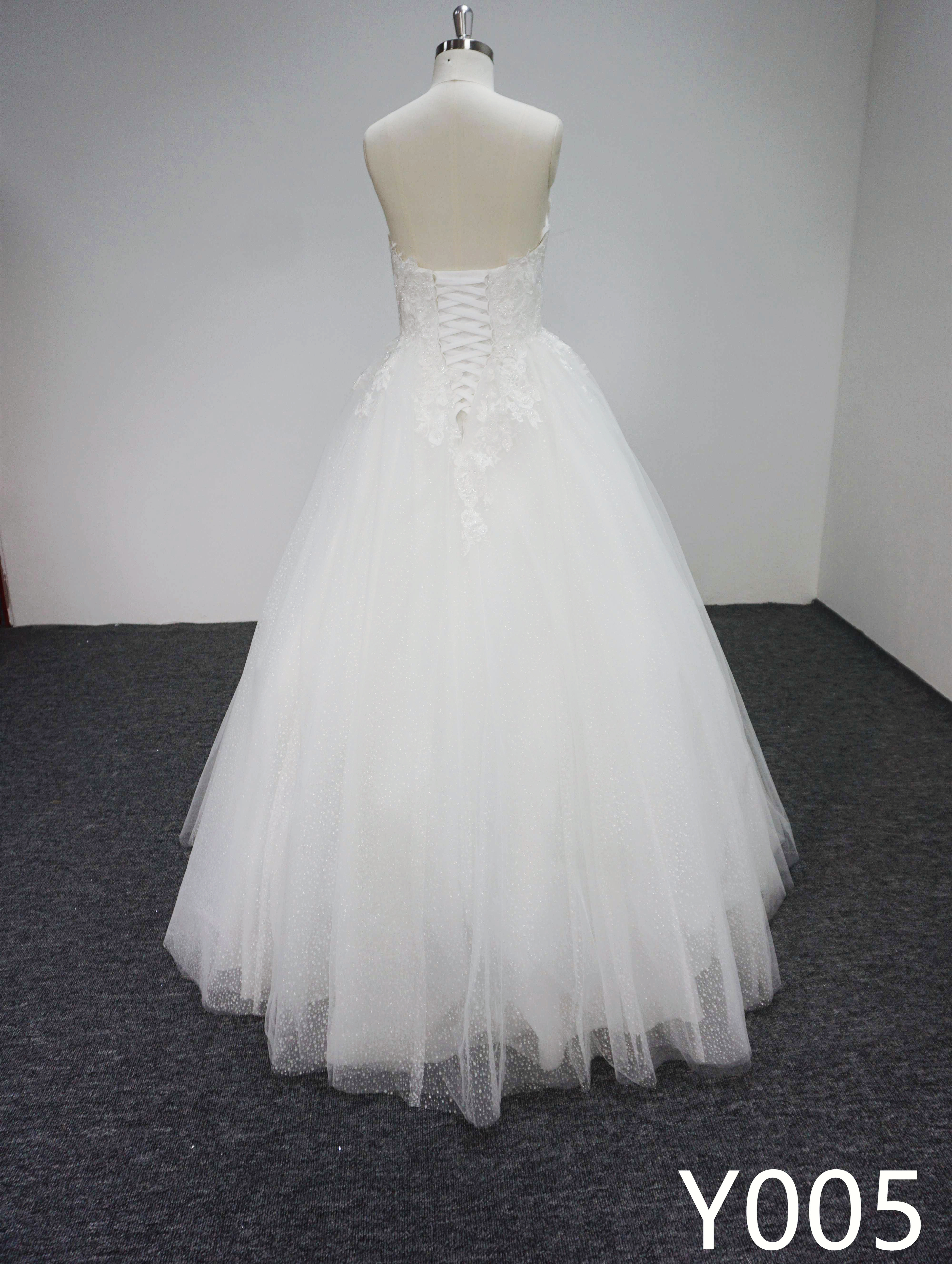 Y005 Sequins Strapless Bridal Gowns with Beaded Wedding Dress Made in China