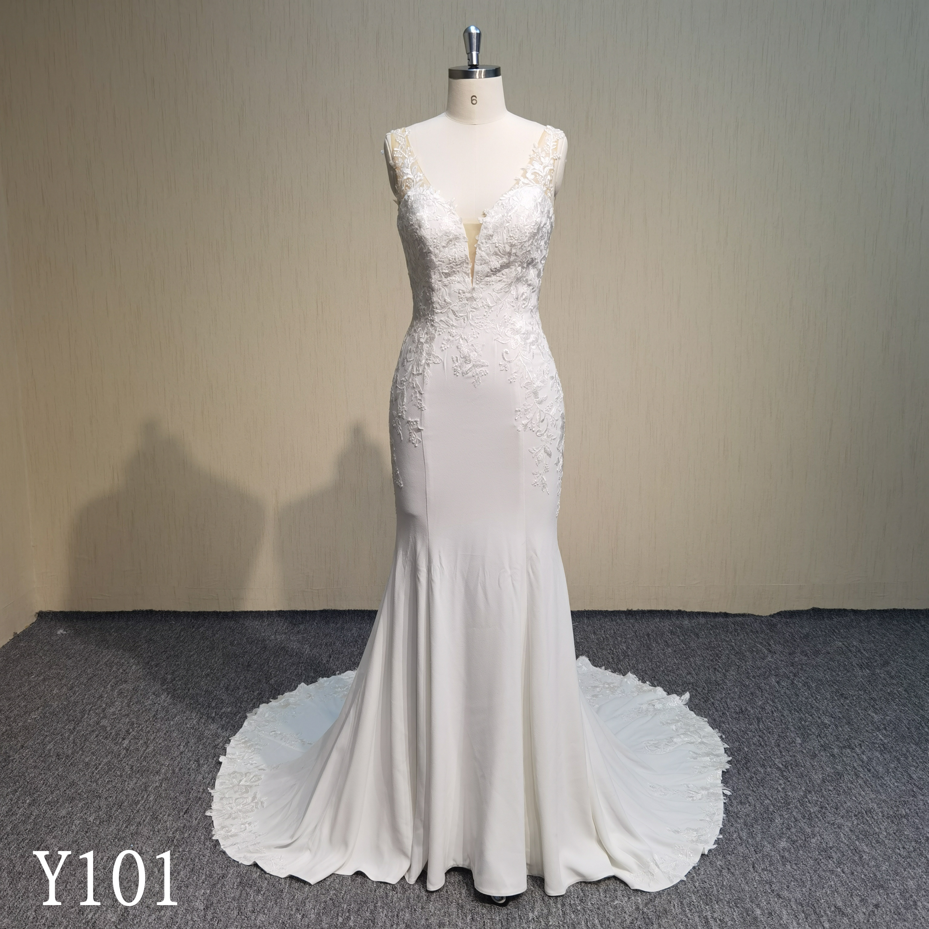 Y101 Lace Applique V Neck Sleeveless Mermaid Bridal Gowns