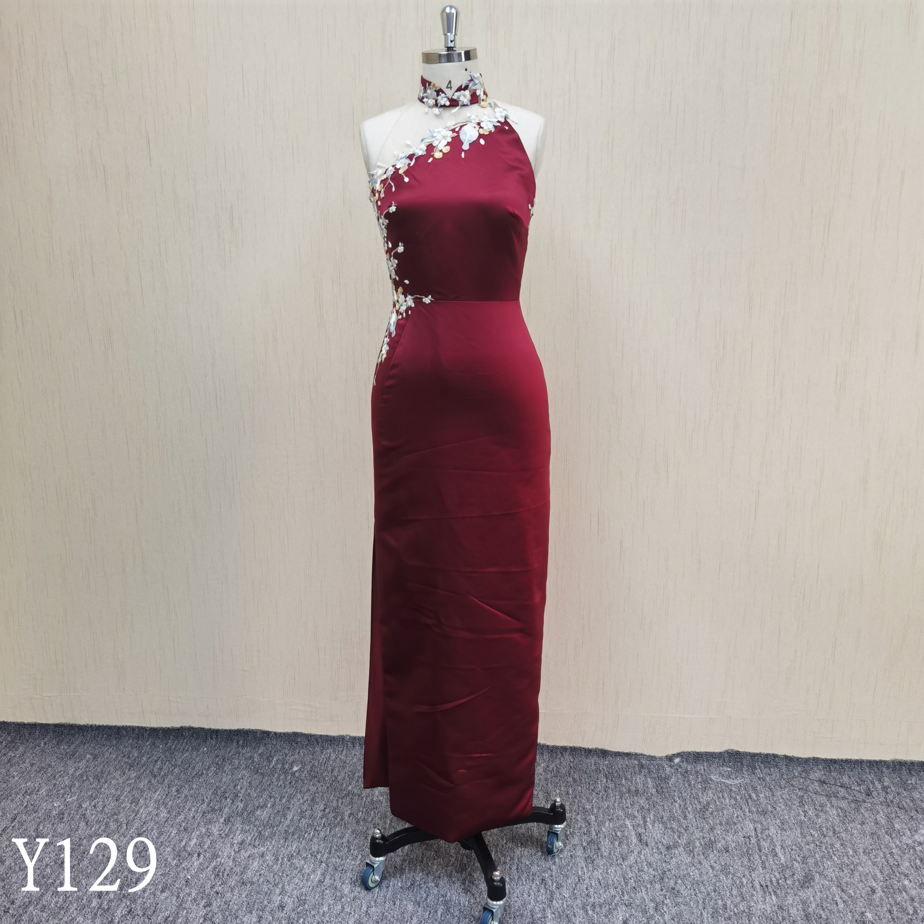 Y129 Red Backless Side Split Embroidered Evening Dress
