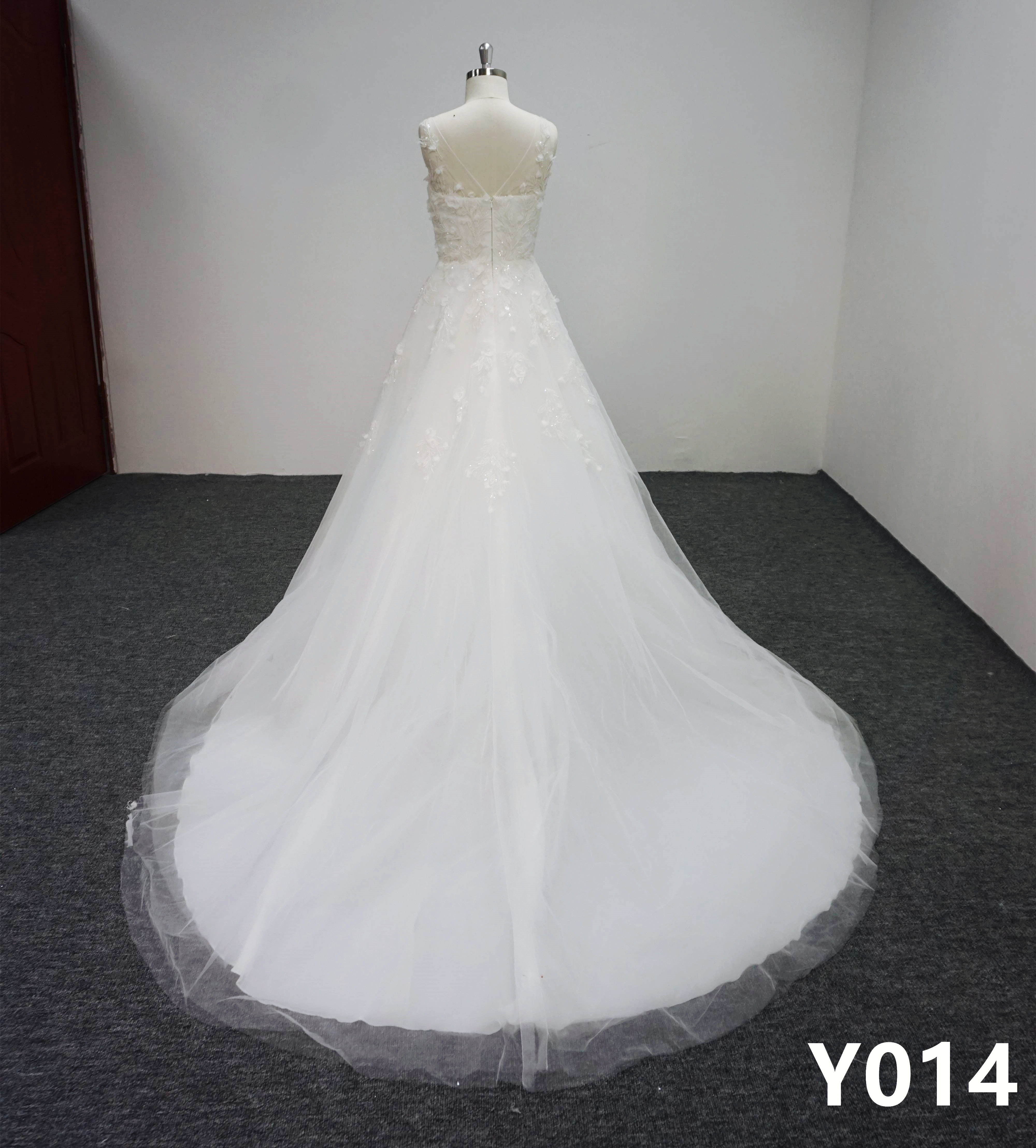 Y014 Lace flowers Bridal Gowns with applique Wedding Dress Spaghetti strap Dress Made in China