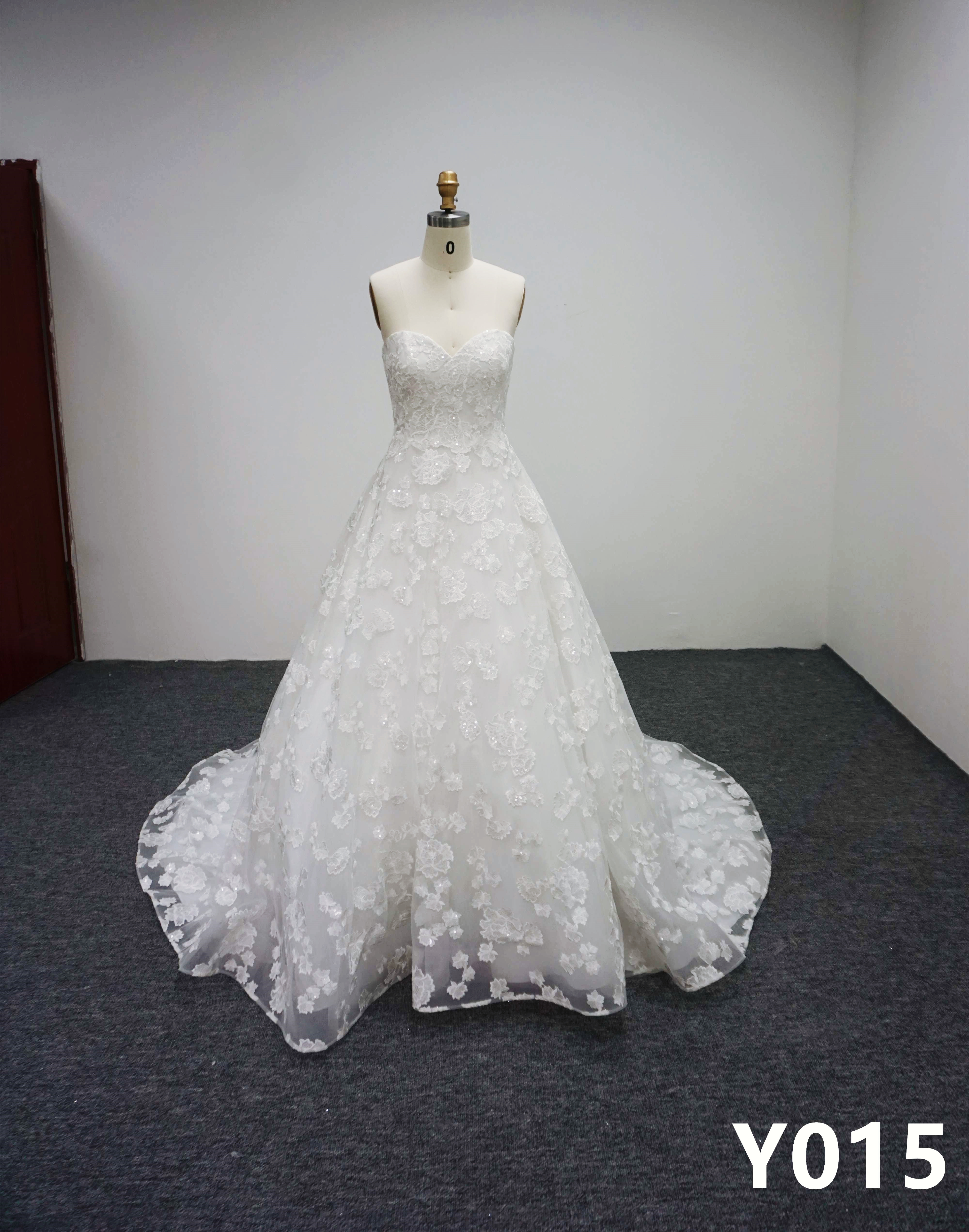 Y015 Sequins Bridal Gowns with applique Wedding Dress Strapless Dress Made in China