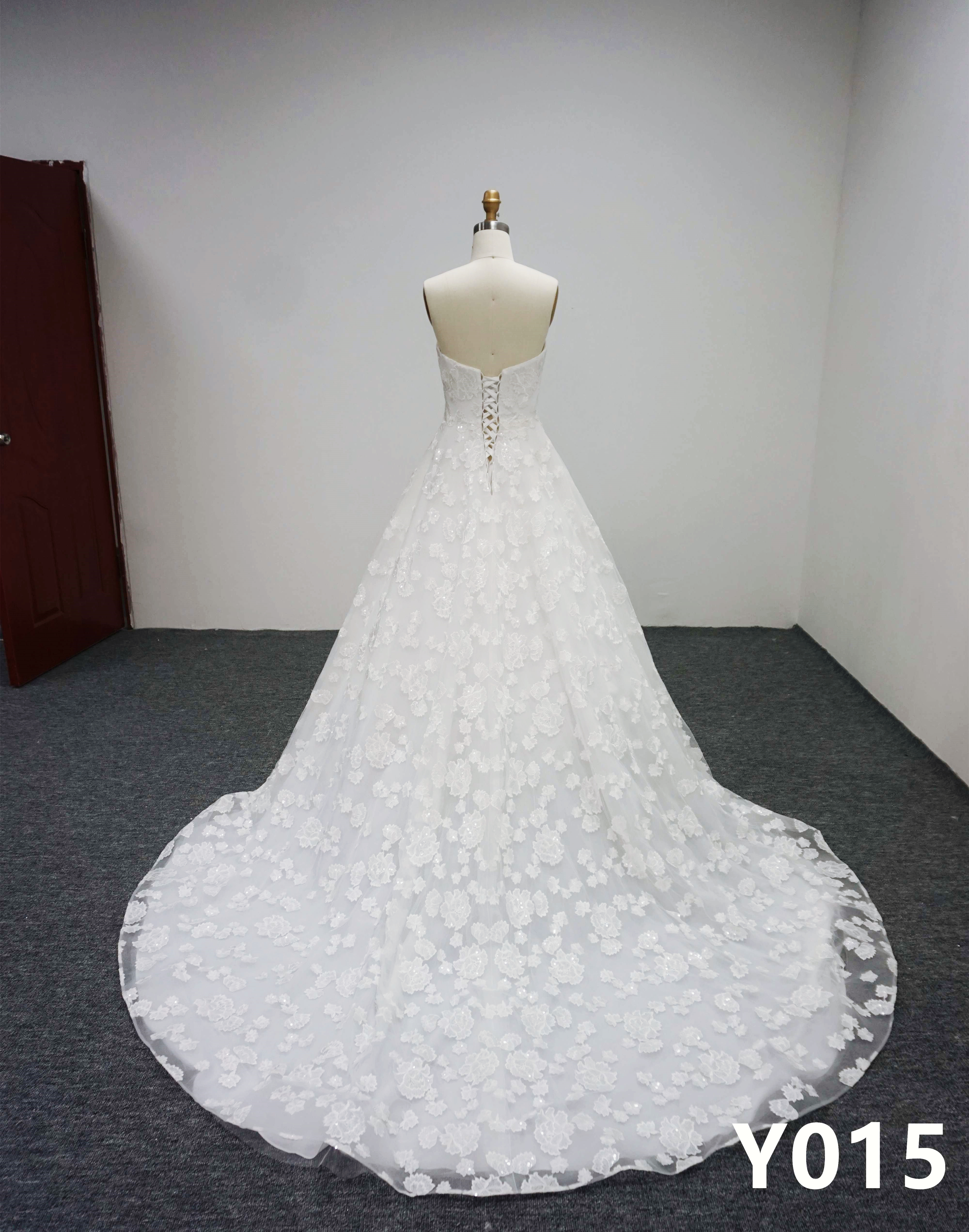 Y015 Sequins Bridal Gowns with applique Wedding Dress Strapless Dress Made in China