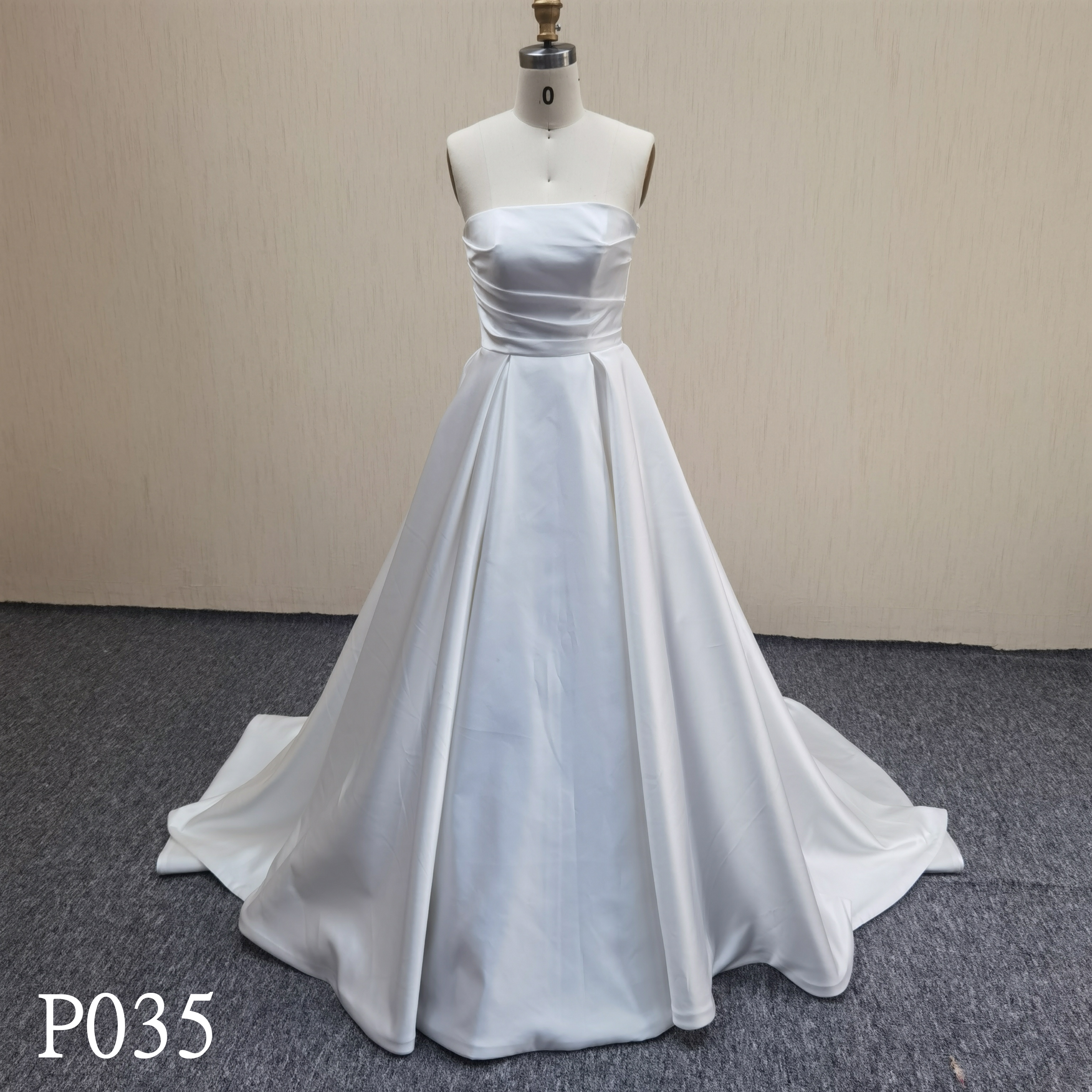 P035 Satin A-line Wedding Dresses made in China