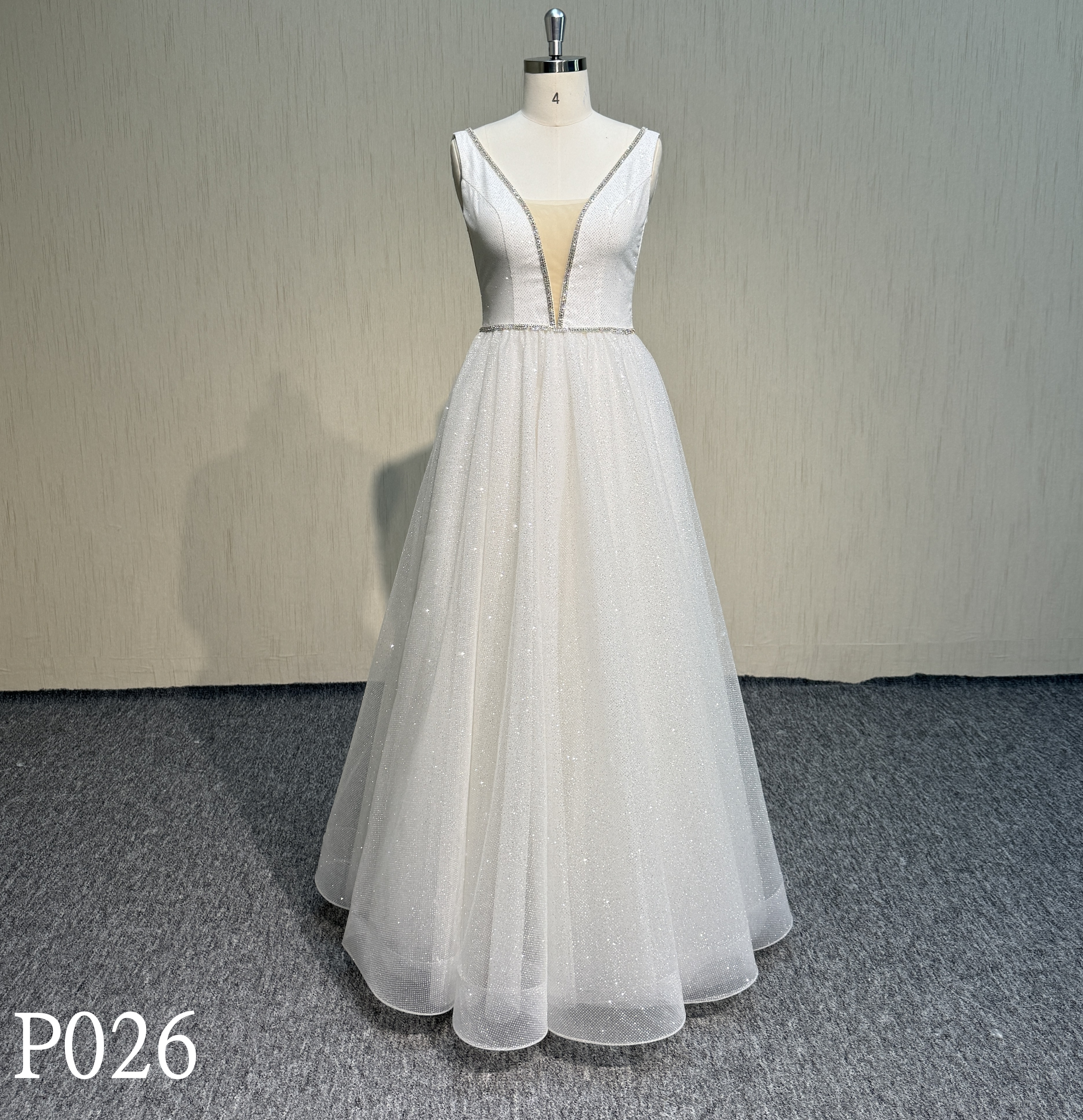 P026 A-Line Trainless with Sequins Wedding Dress V-neckline