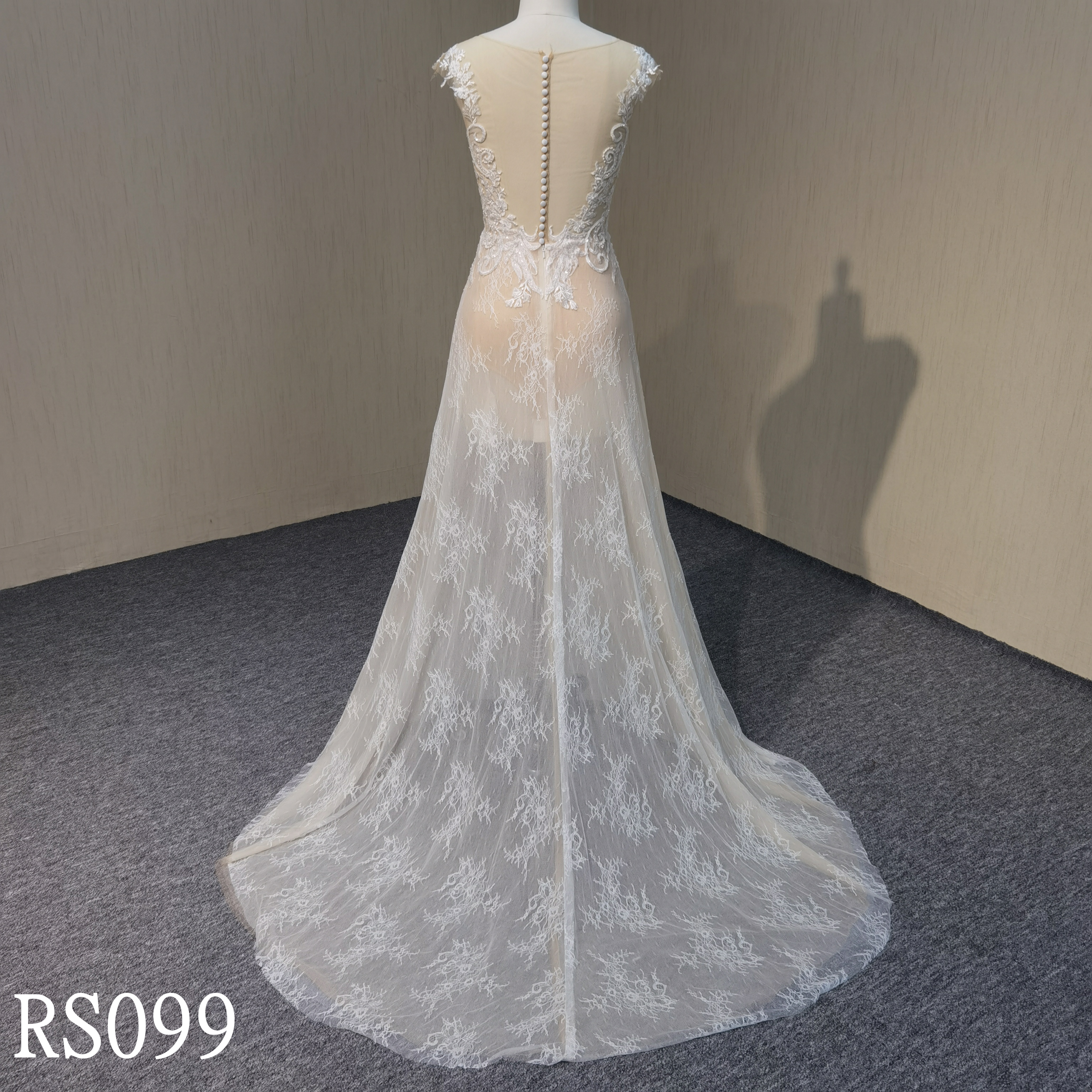 RS099 Lace Mermaid Wedding Dresses with Applique made in China