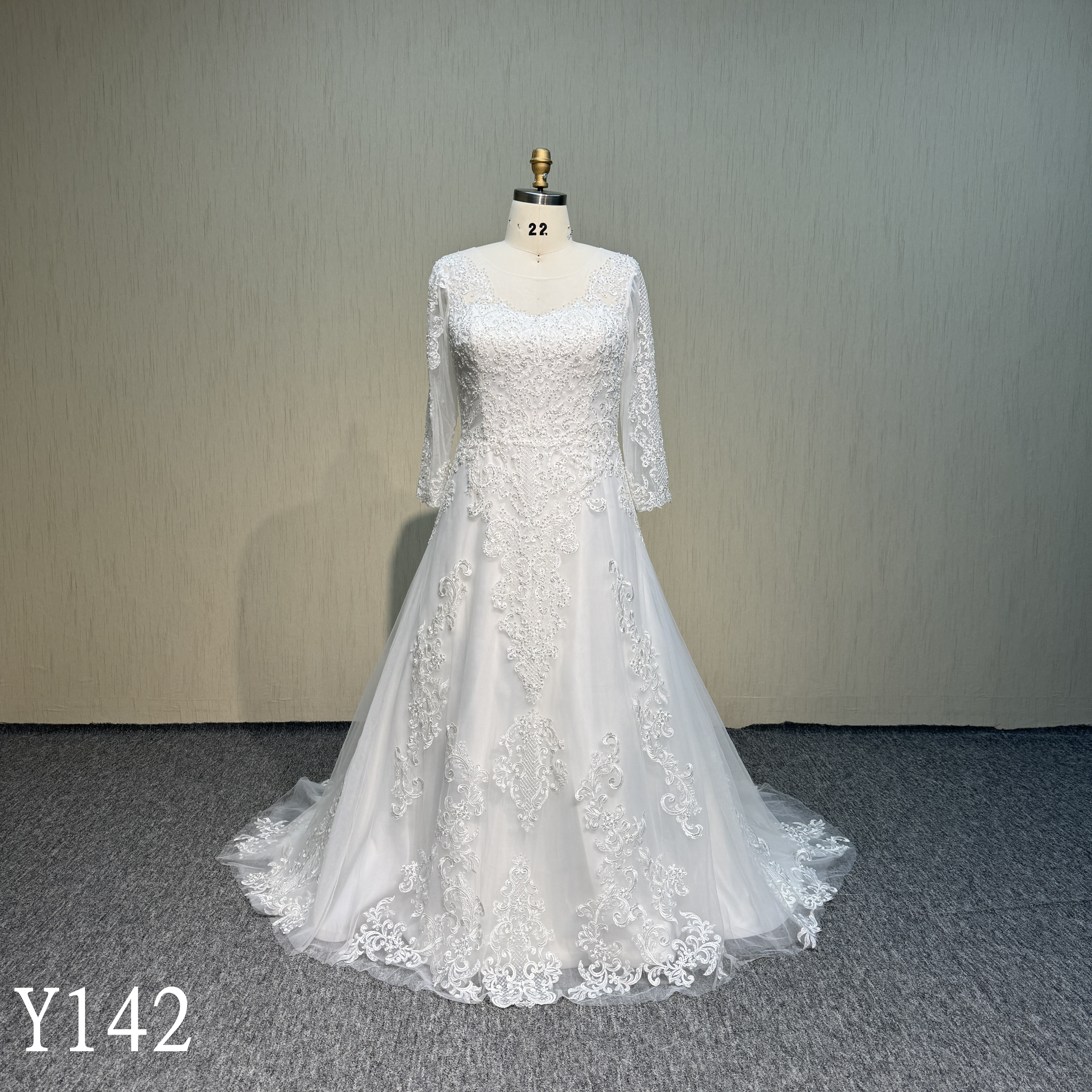 Y142 A-line Lace Floral Long Sleeve Wedding Dress made in china