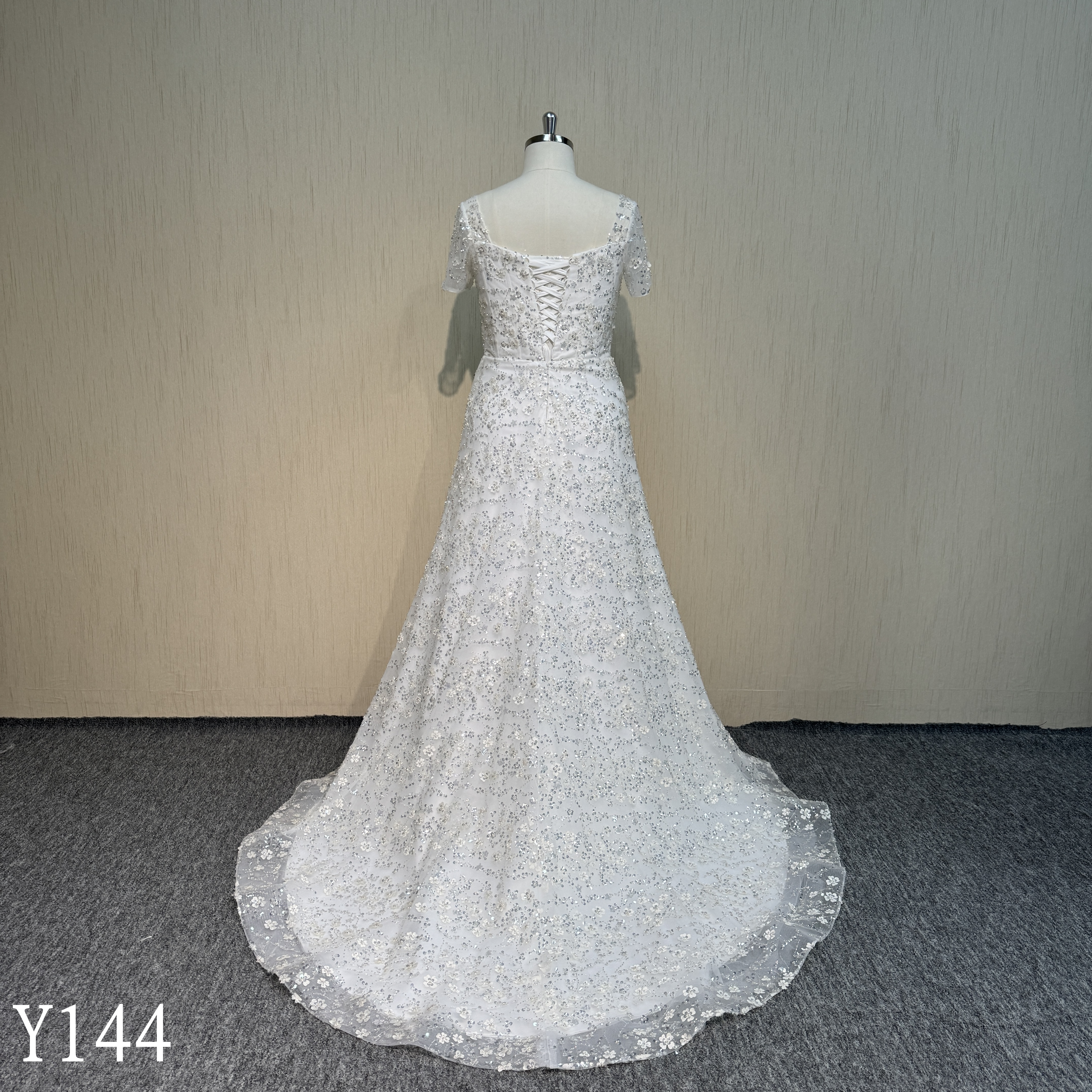 Y144 Sequins Bridal Gowns with Short Sleeves Wedding Dress Made in China