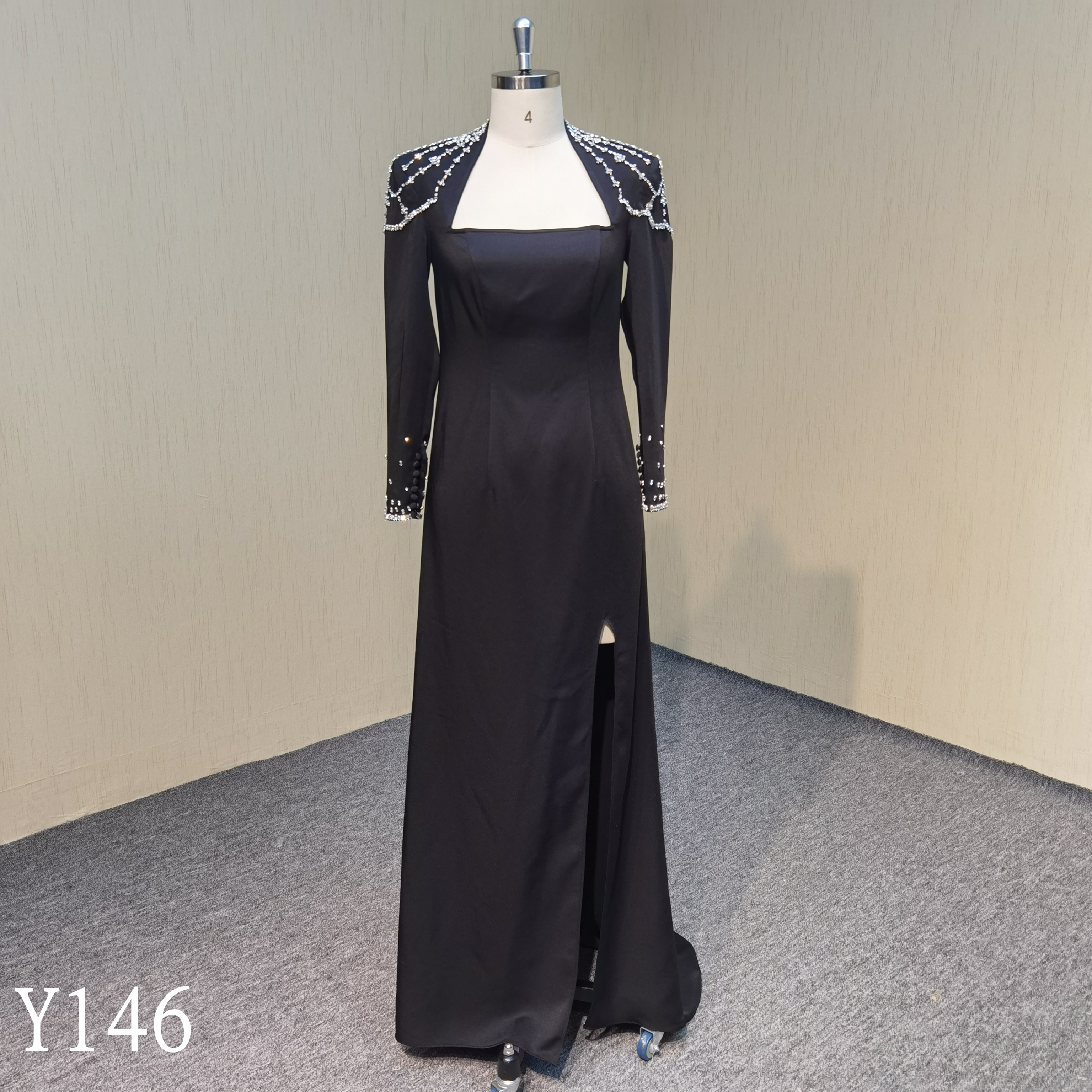Y146 Long Sleeves Evening dress with diamond made in China