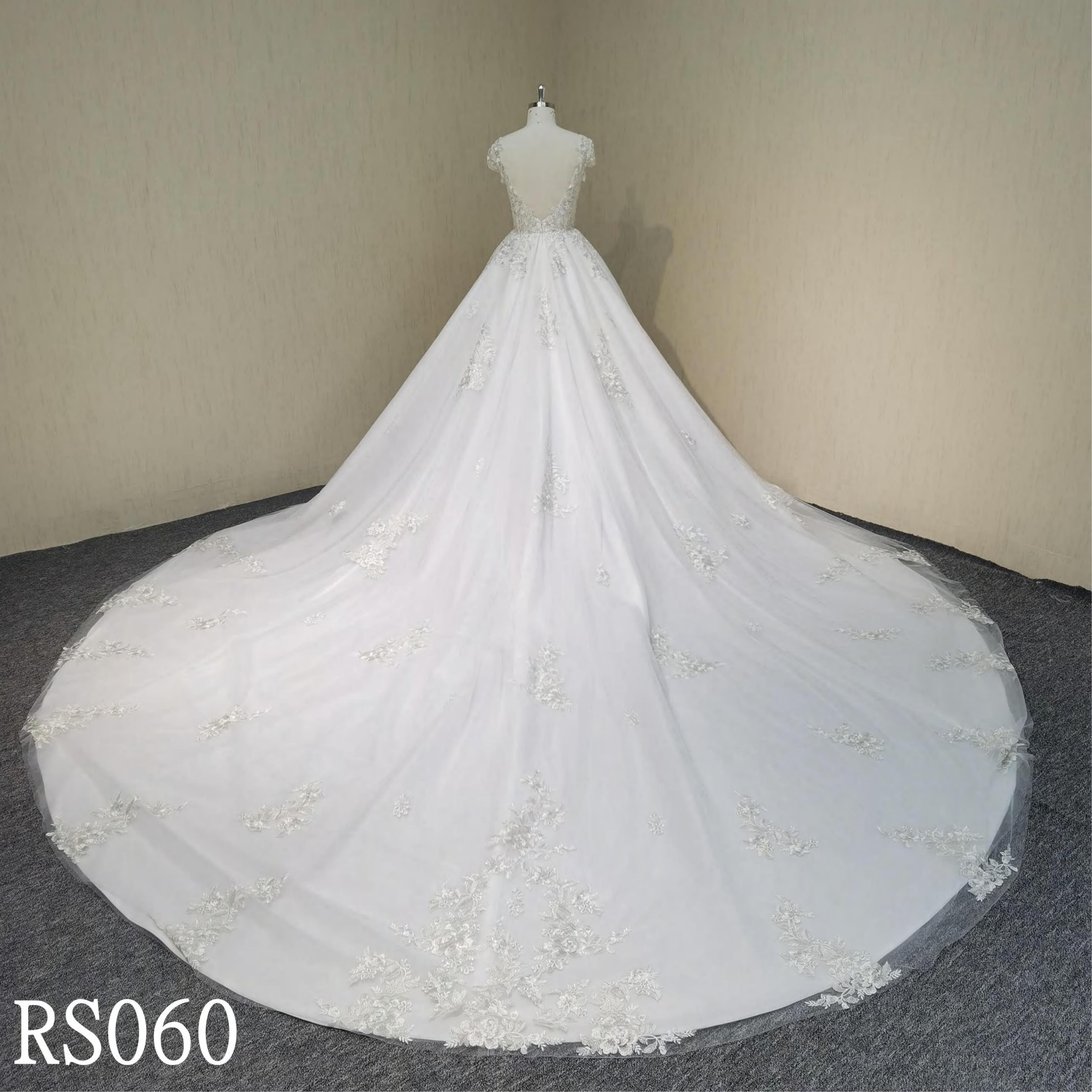 RS060  Ivory and silver lace wedding dress ball gown for wedding