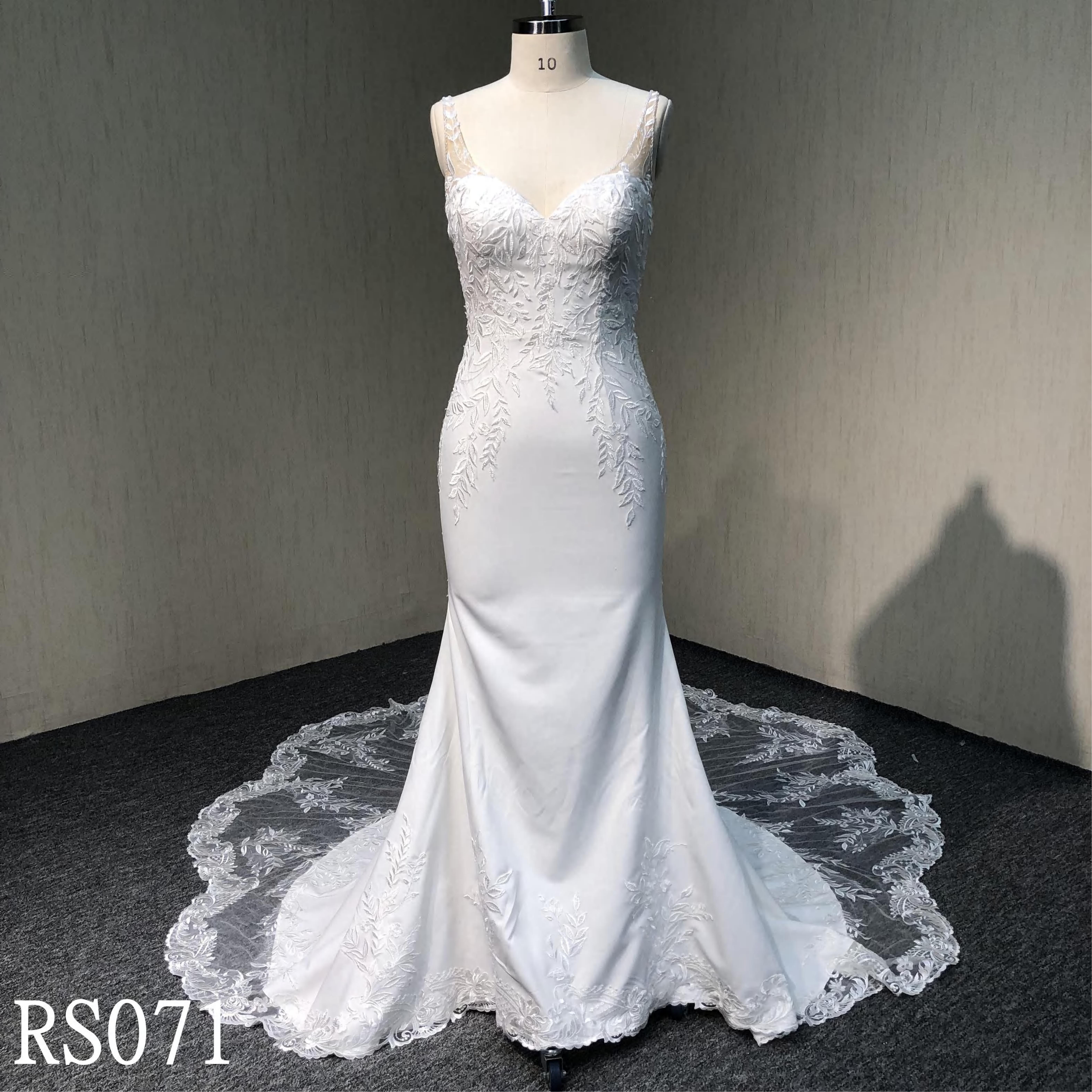 RS071 Elegant mermaid beaded dress with Illusion back