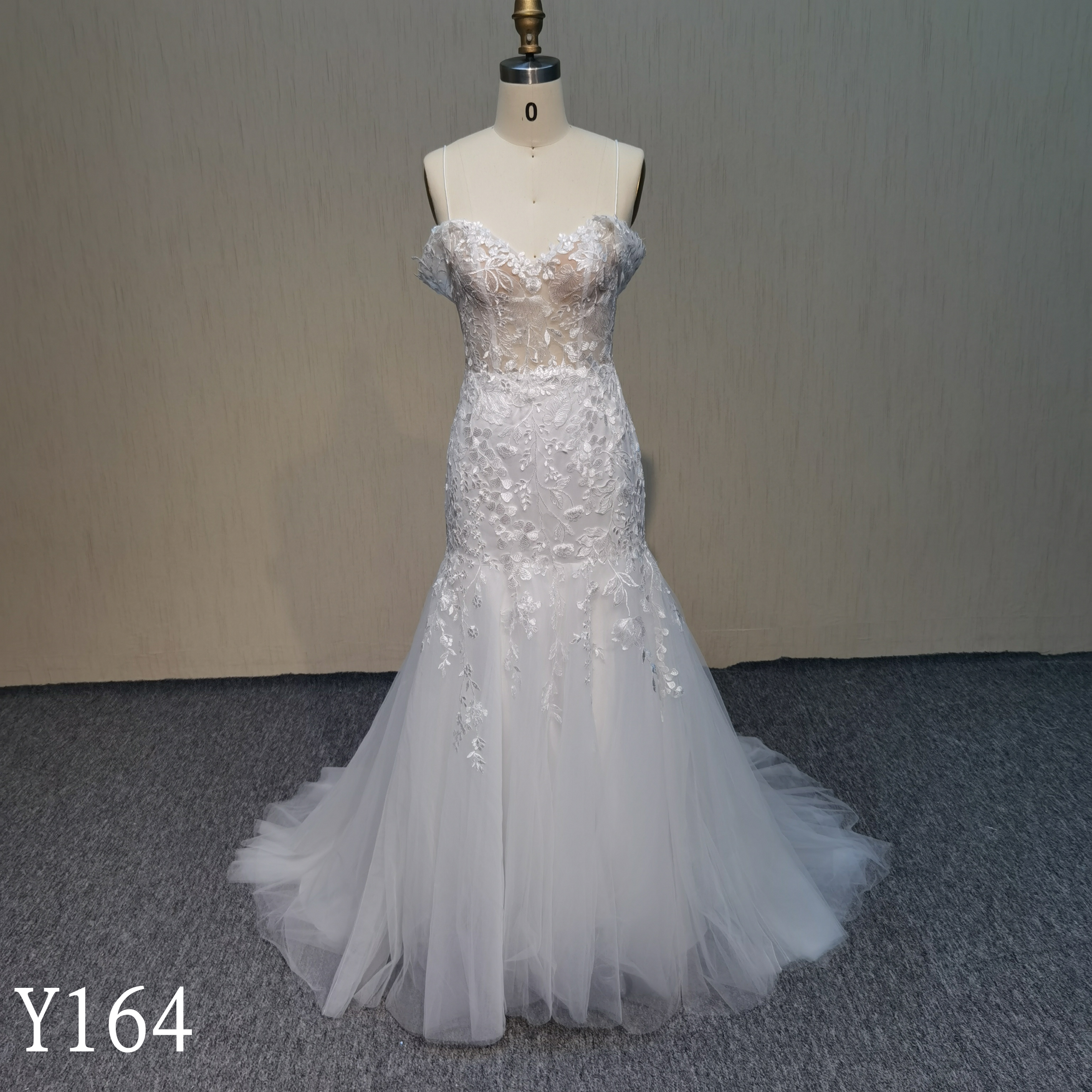 Y164 Applique Spaghetti strap mermaid dress with  sweetheart zipper back wedding dress