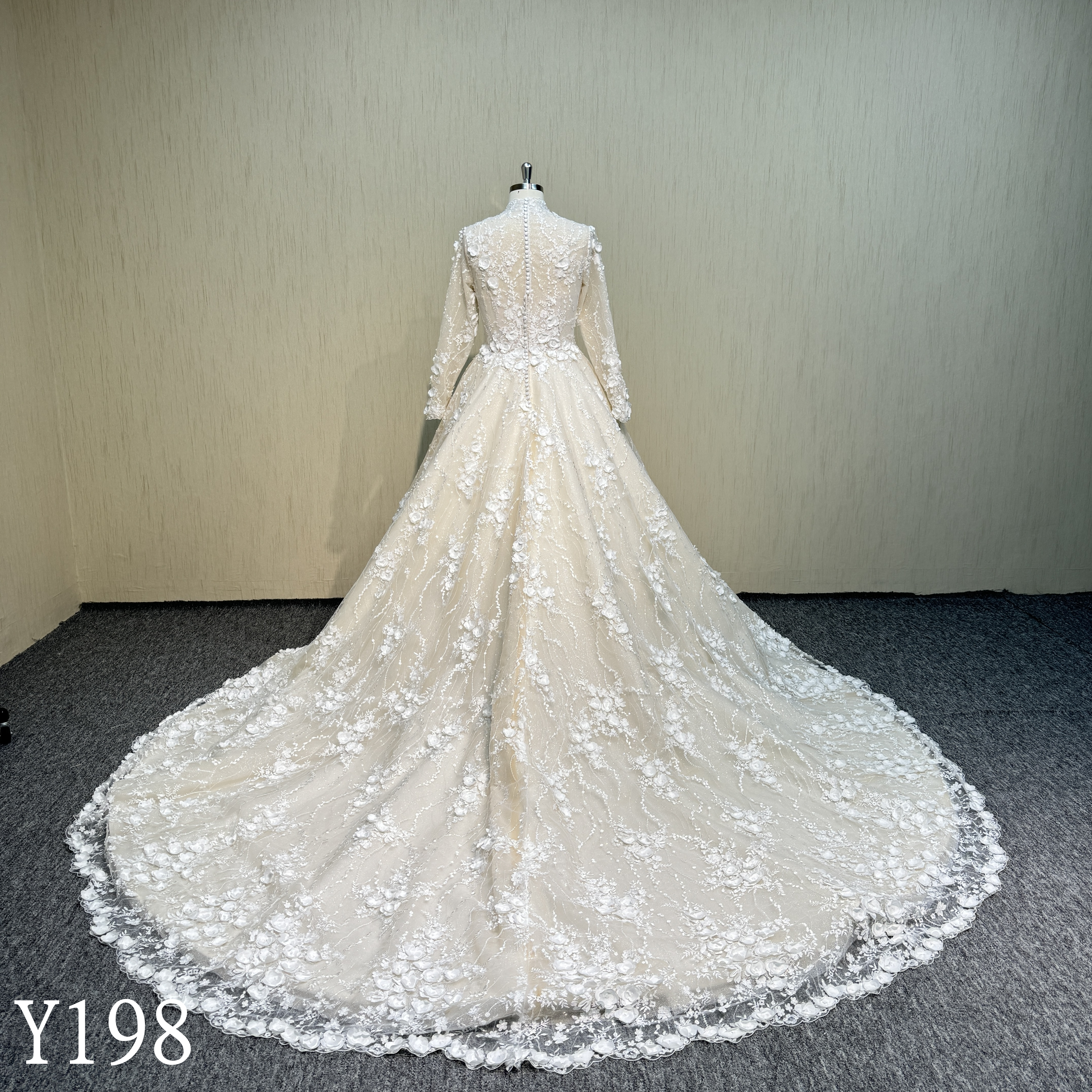 Y198 Longsleeves Glitter High Neck Bridal Wedding Dresses With 3D flower lace