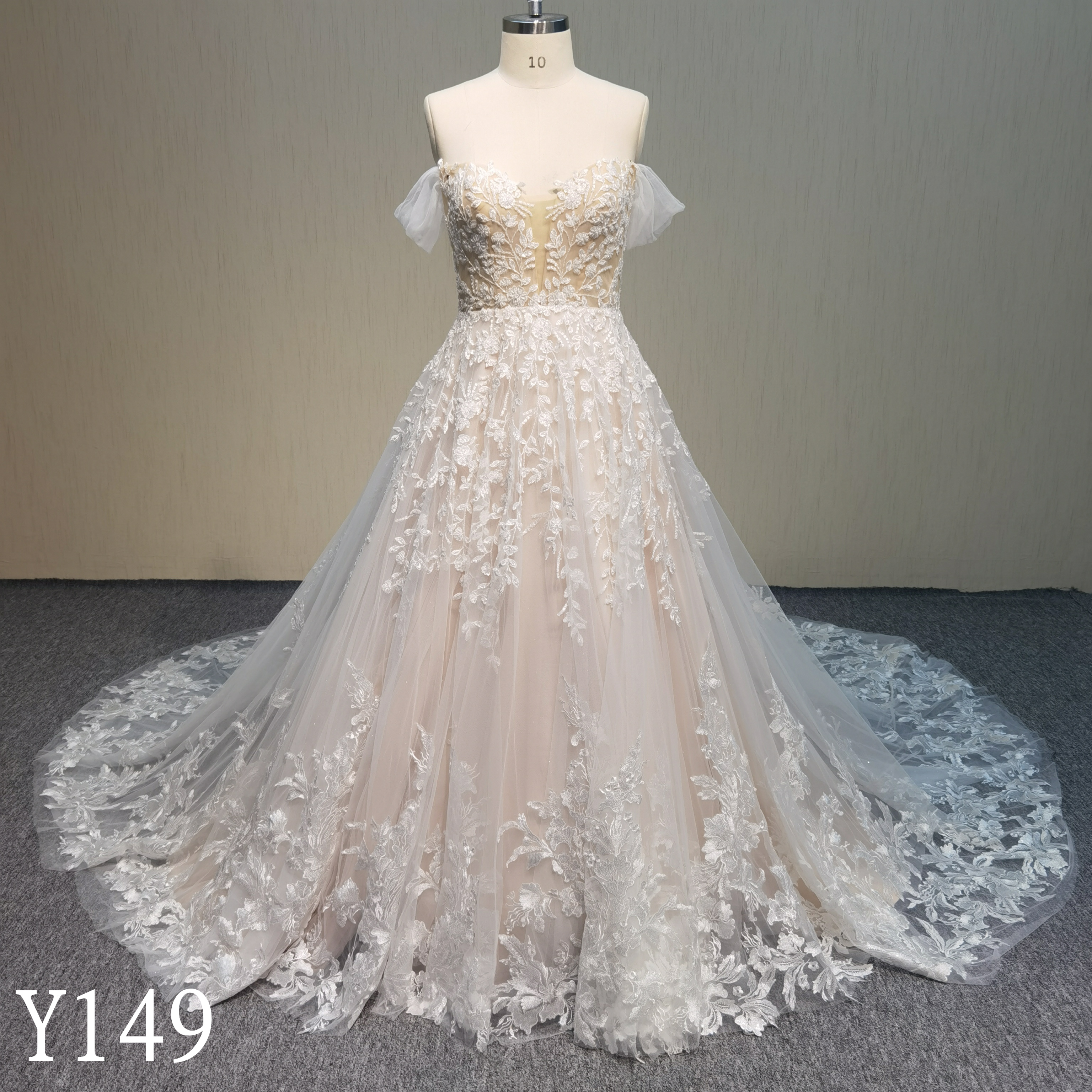 Y149 Lace applique  ball gown Sleeveless Bridal Wedding Dresses
