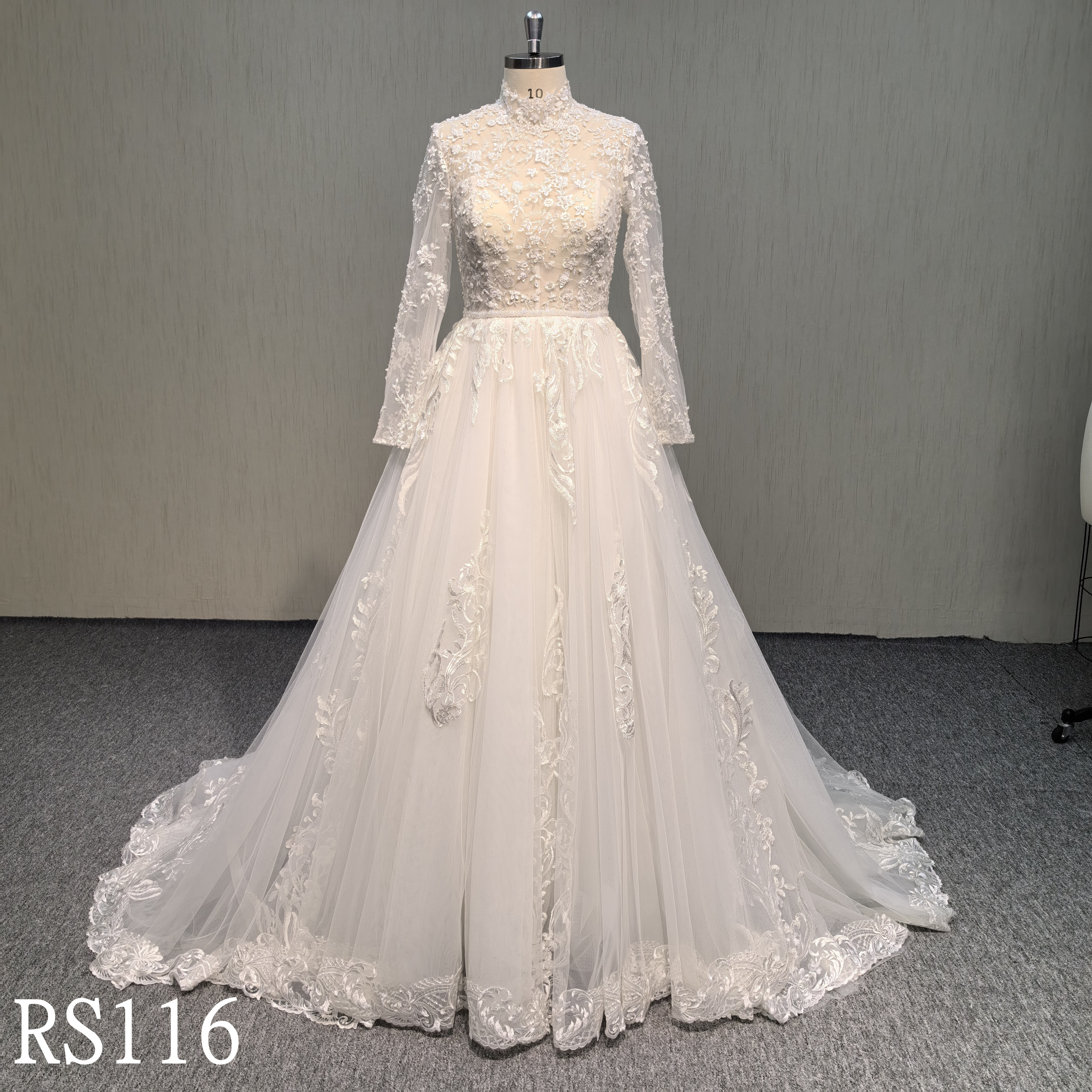 RS106 Elegant Design High Neck LongSleeve Applique Lace Made in China