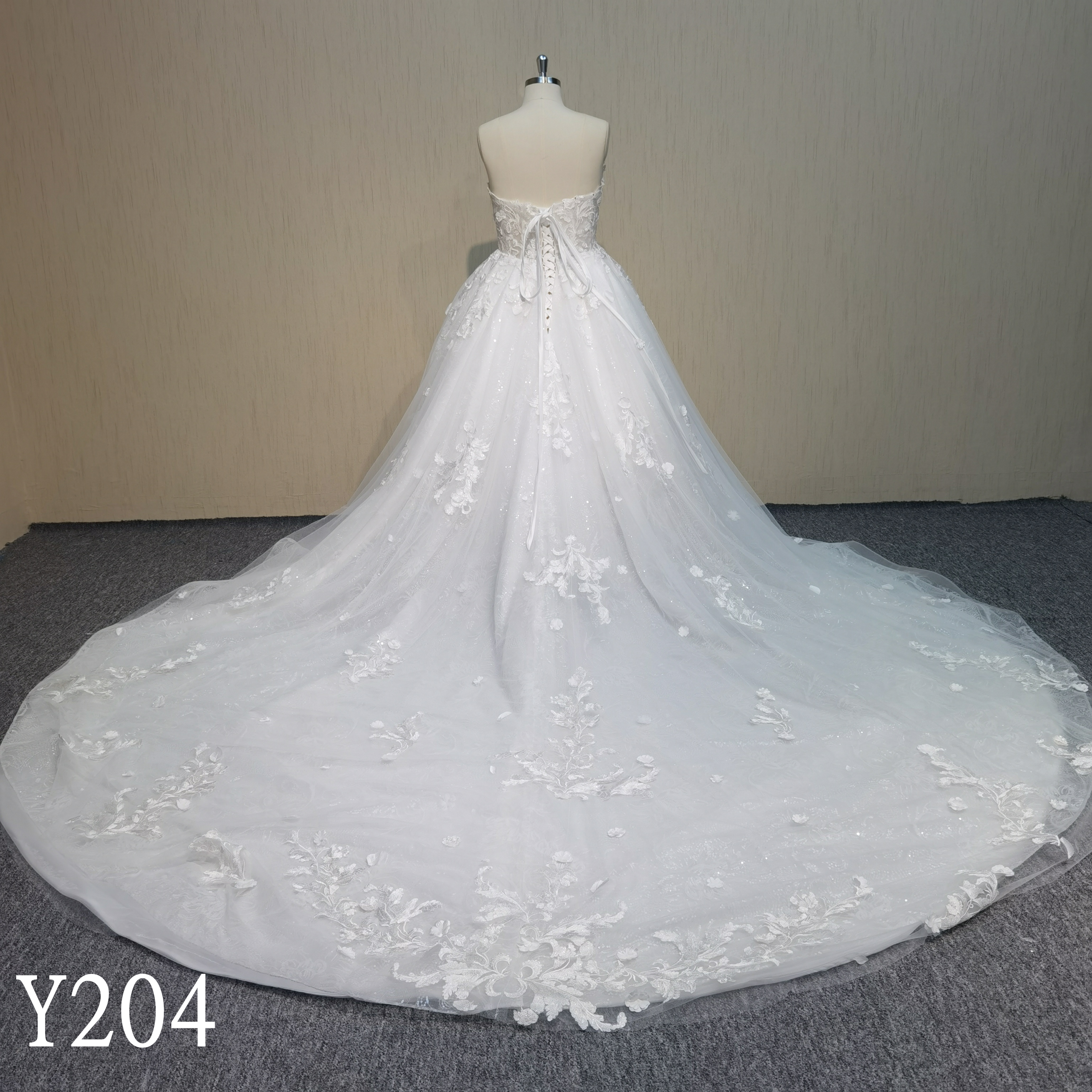 Y204 Sweetheart Applique  Lace Up Ball Gown Made in China