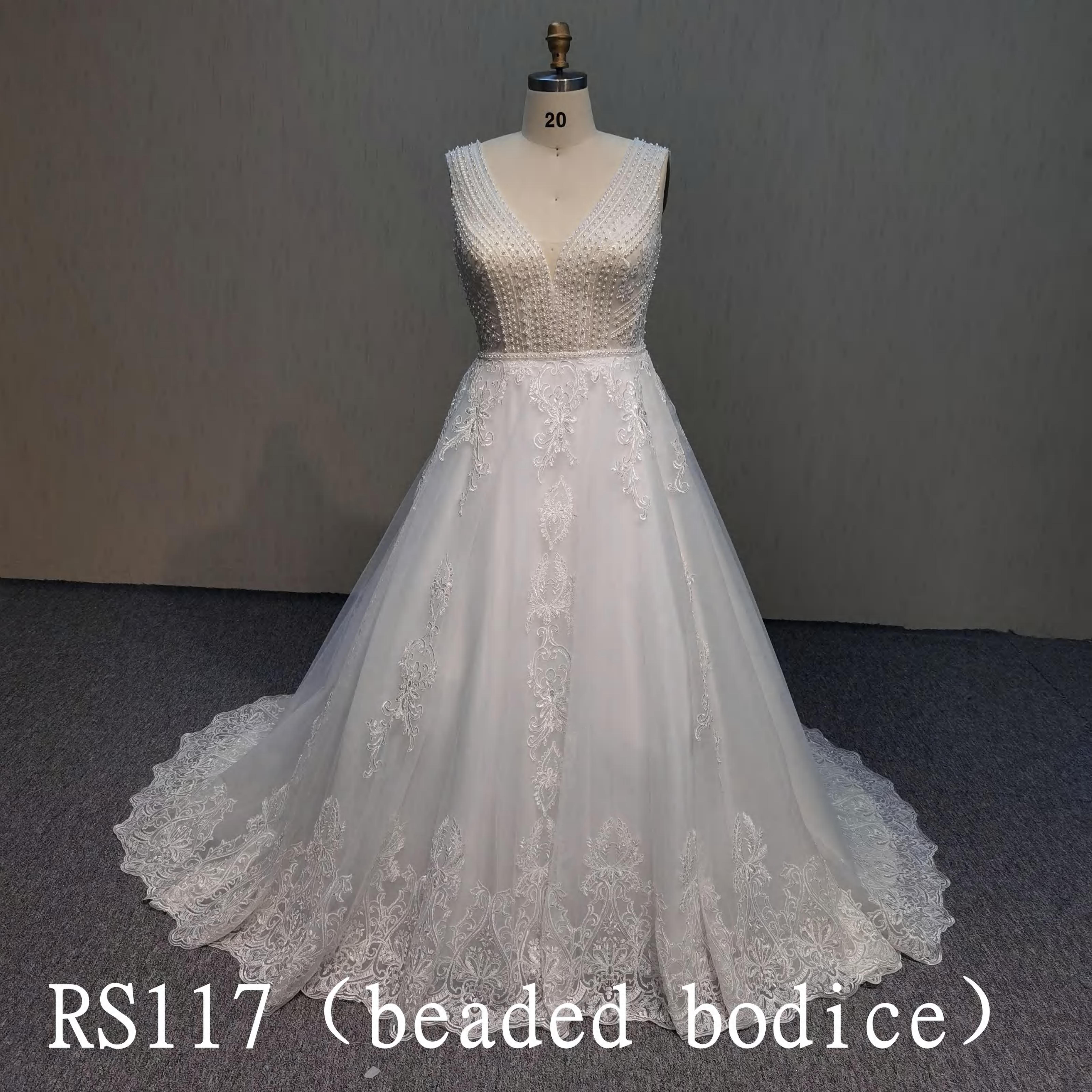 RS117 V-neck sleeveless dress with lace appliques  Beaded gown Made In China