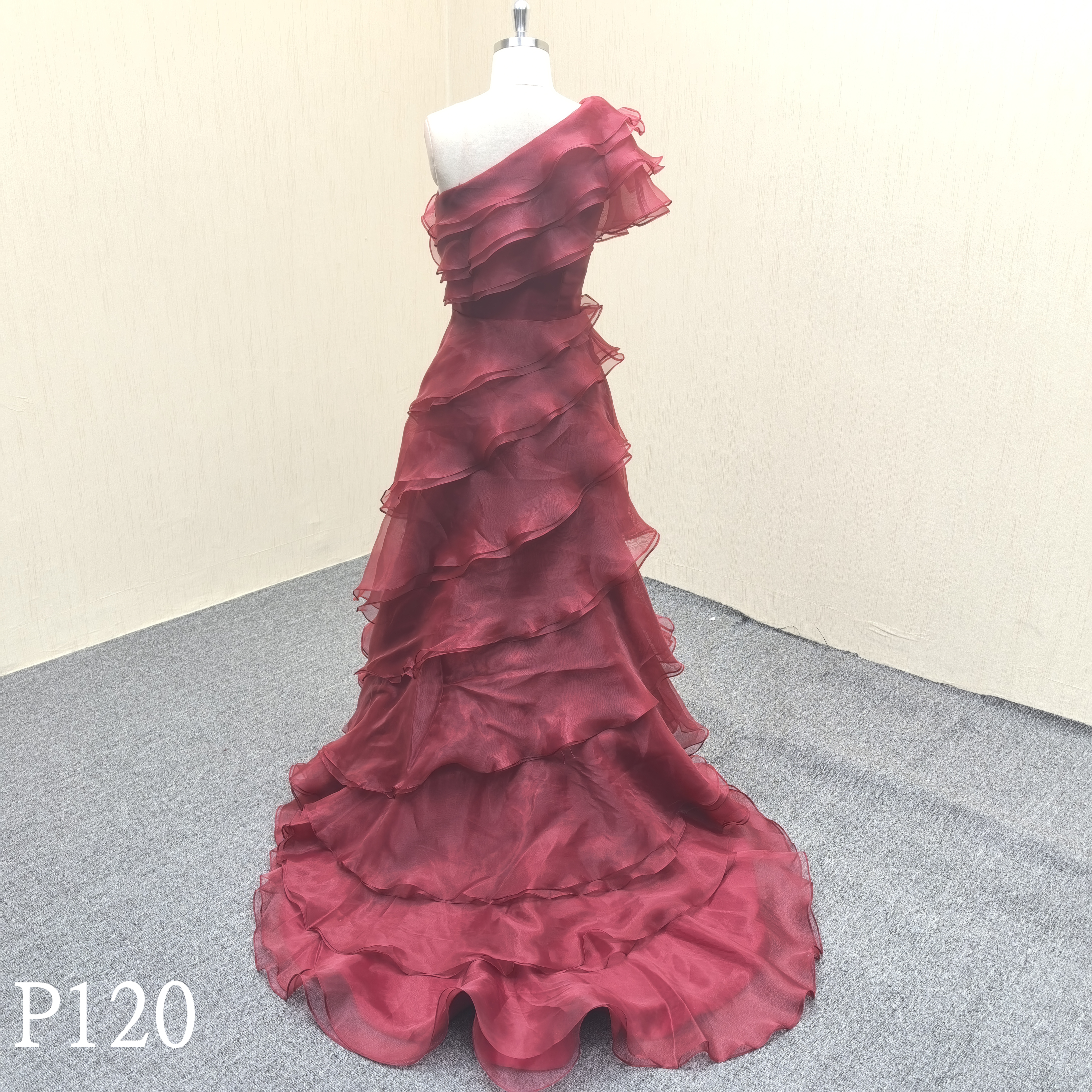 P120 Red organza sleevesless  ball gown evening dress