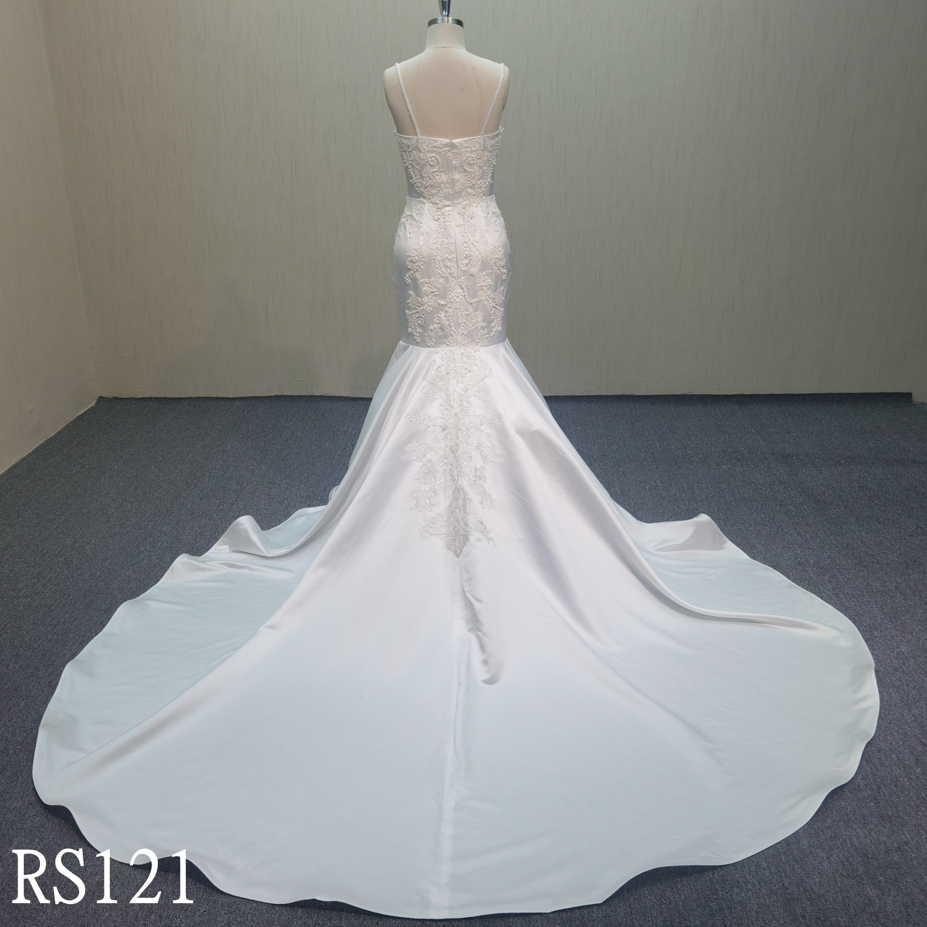 RS125 Elegant Mermaid  Bride of Mother Dress  with Golden Beads Lace and Feather