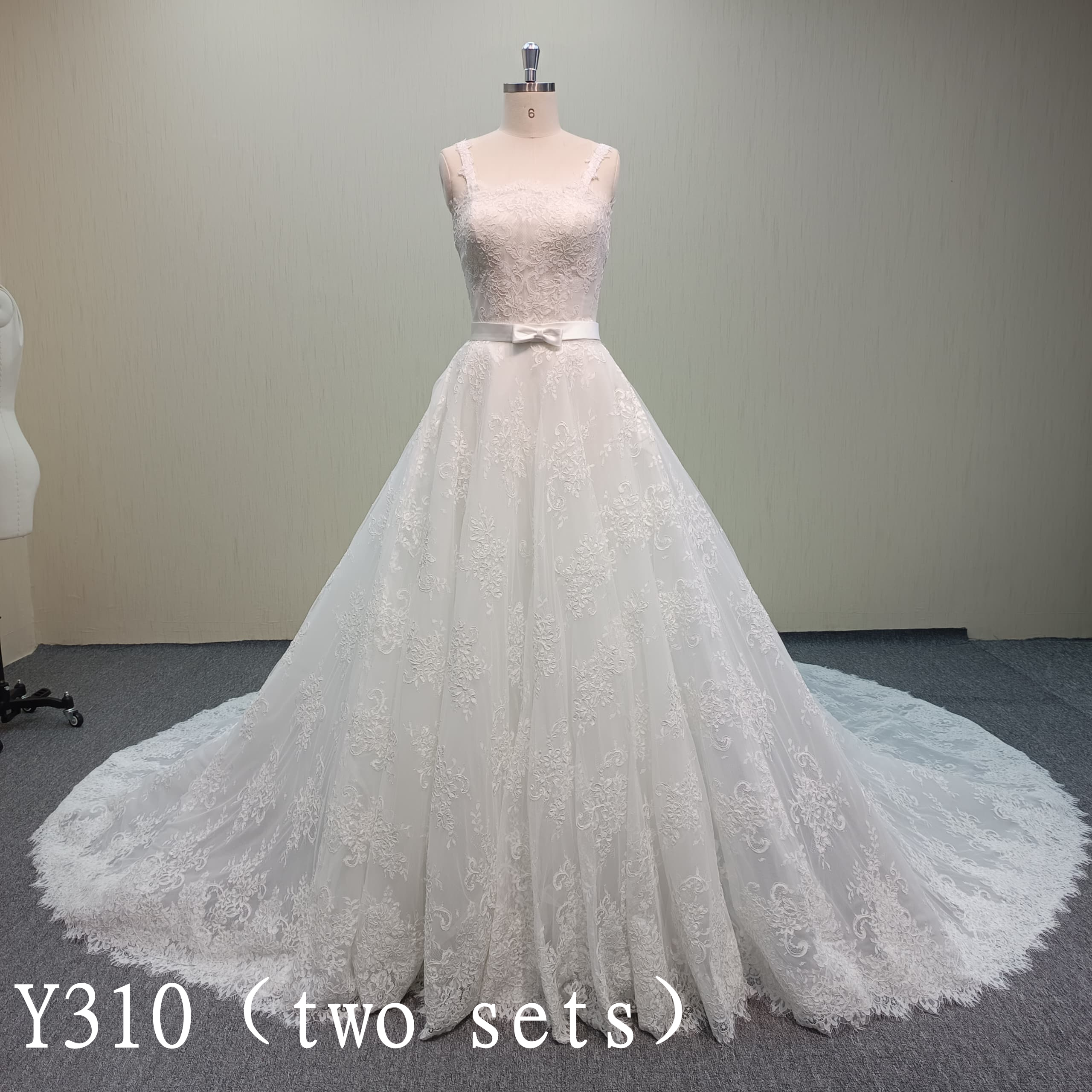 Y310 New design of  Wedding applique mermaid with detachable train and bow belt