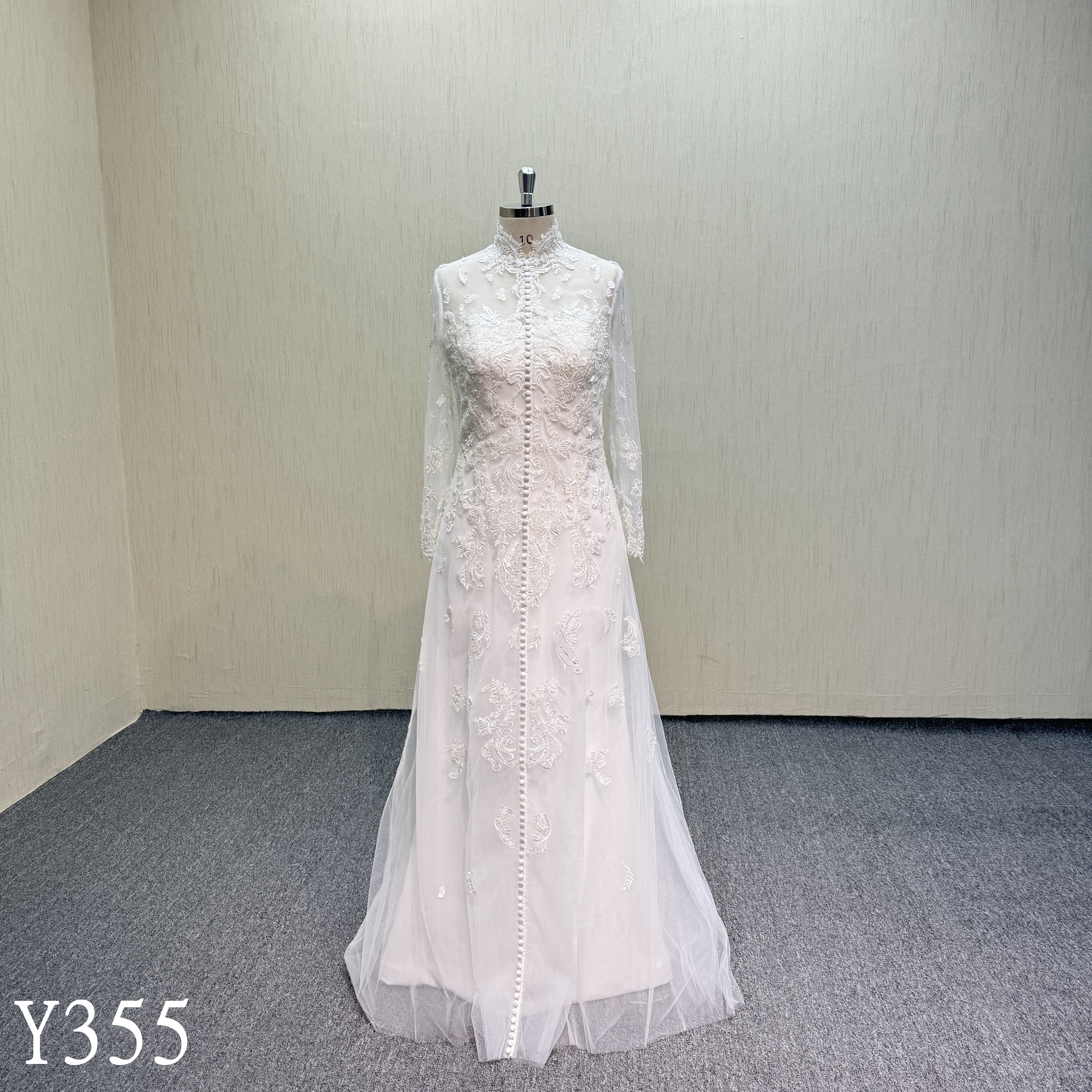 Y355 Long Sleeve Muslim Style Wedding A-Line Dress with Beautiful Applique