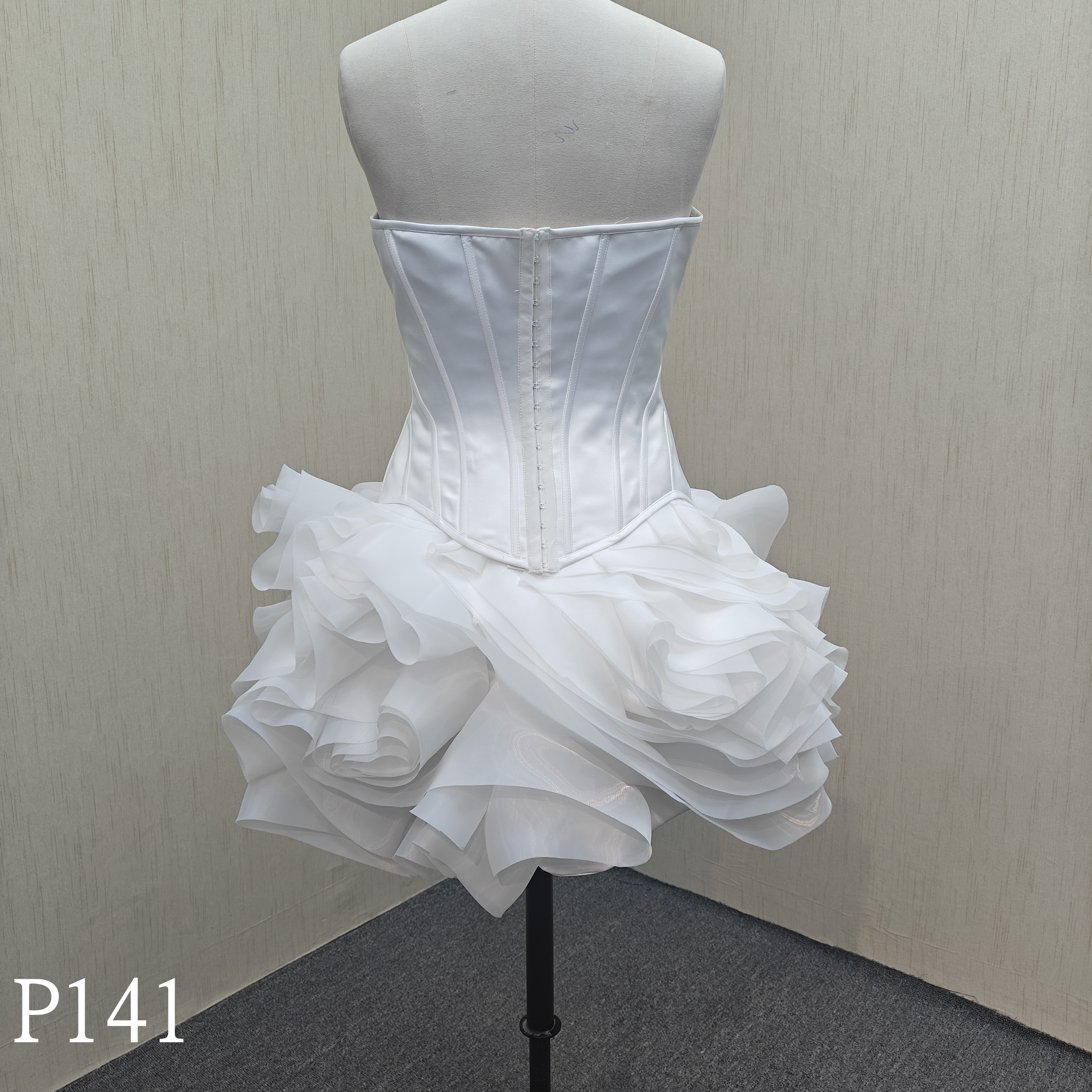 P141 Ivory Sweetheart Ballgown Skirt for Bride Made in China