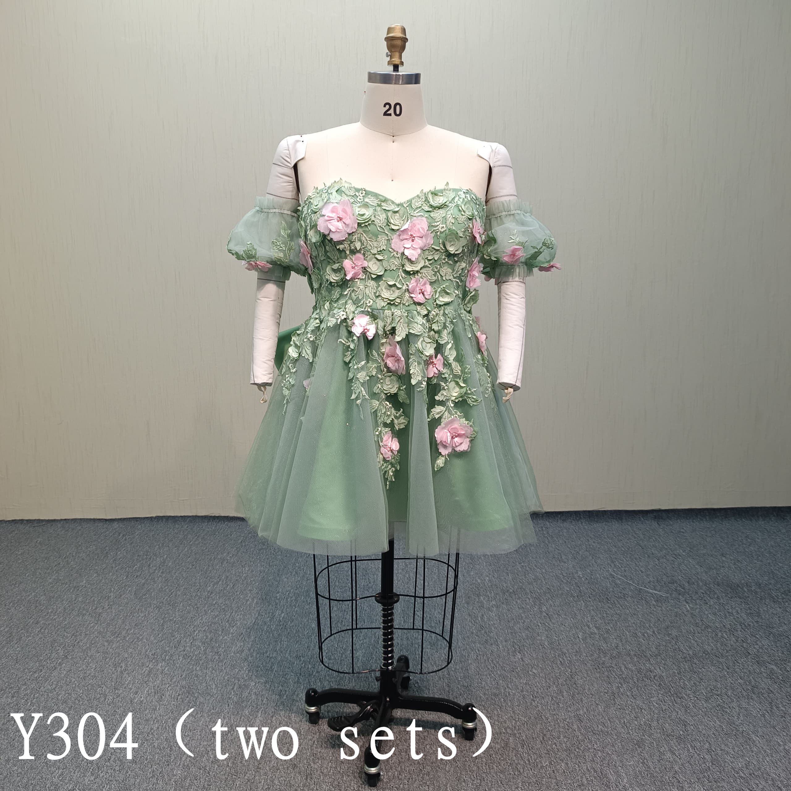 Y304 2 Set Green Wedding Plus Ball Gown with Pink Flora Lace and Detachable Bow