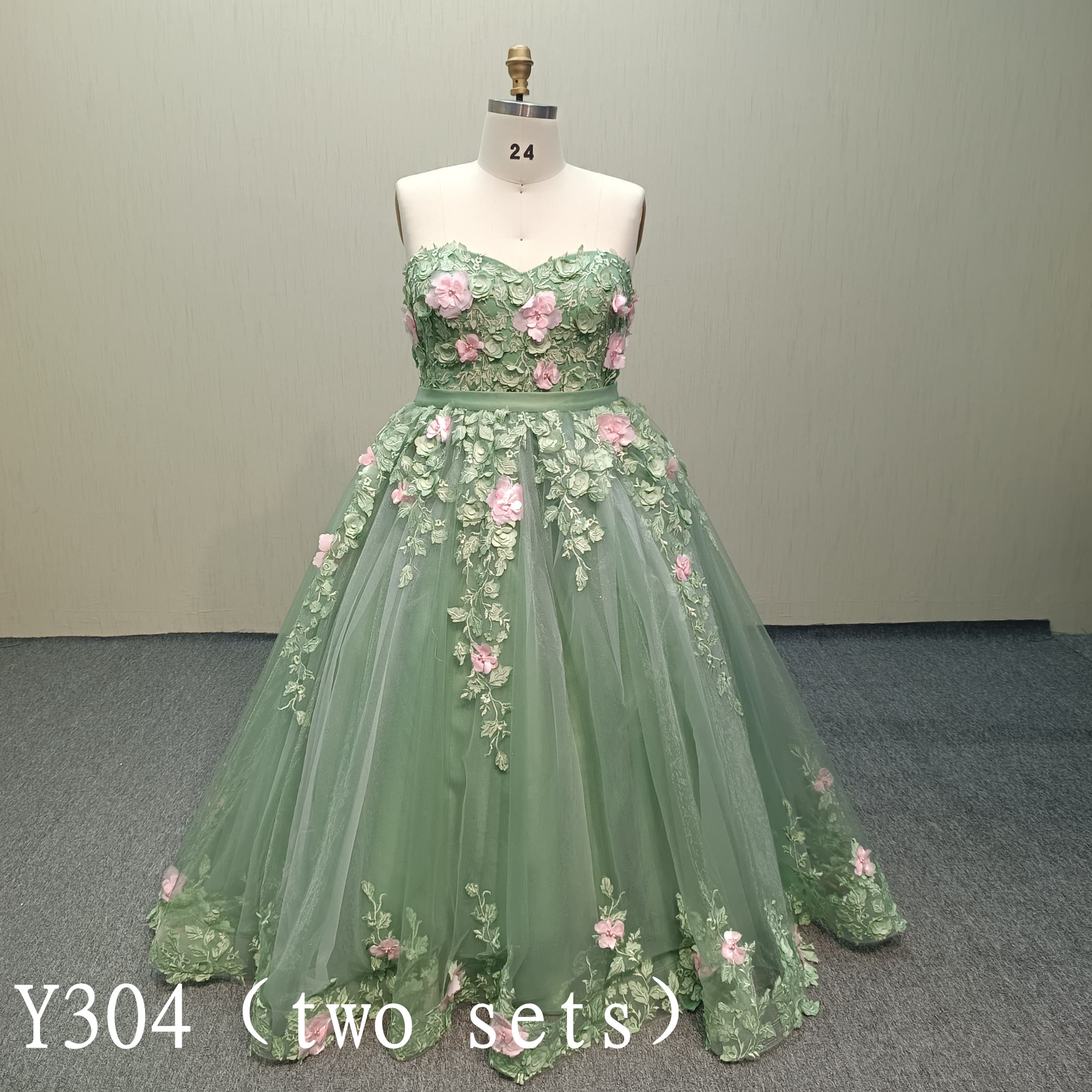Y304 2 Set Green Wedding Plus Ball Gown with Pink Flora Lace and Detachable Bow