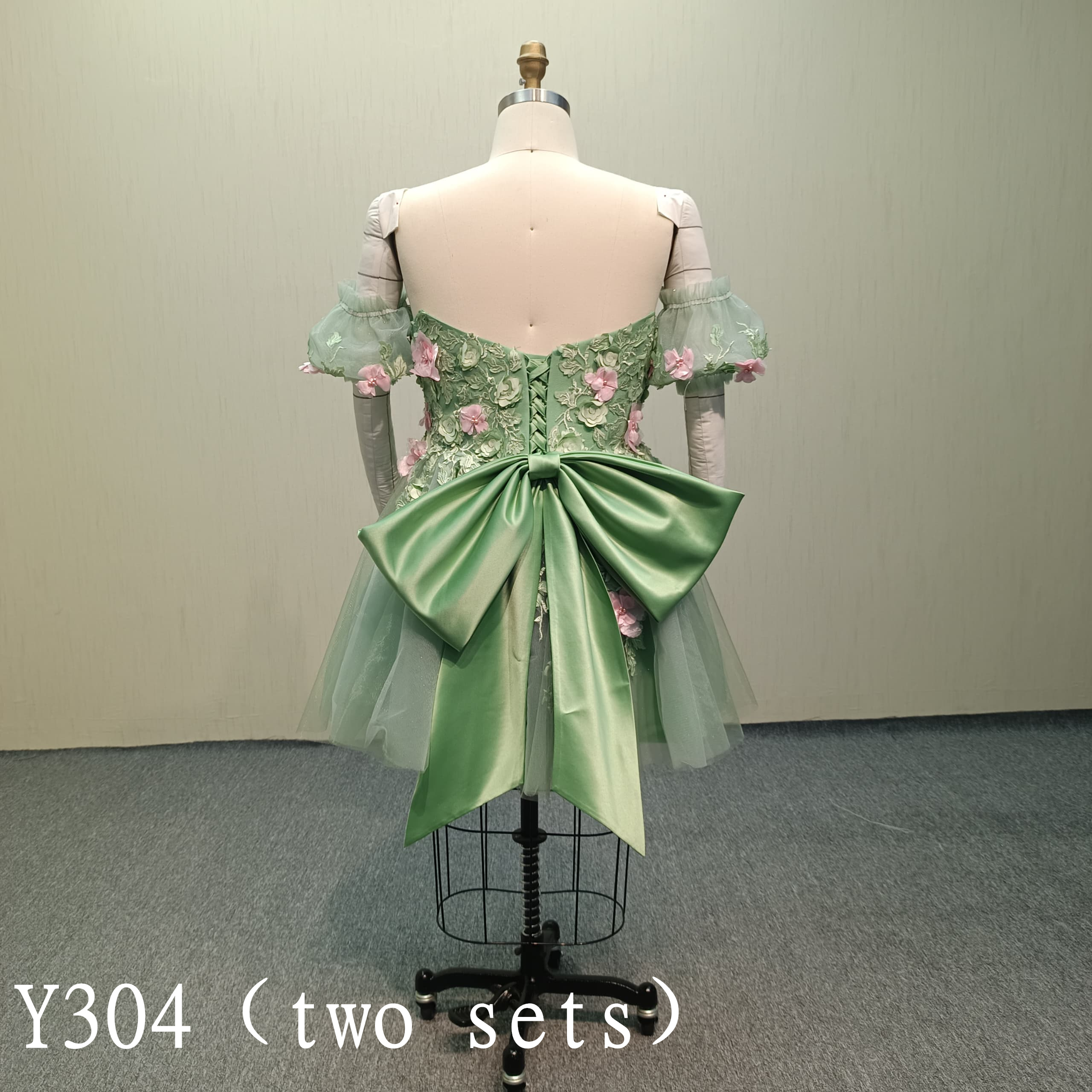 Y304 2 Set Green Wedding Plus Ball Gown with Pink Flora Lace and Detachable Bow