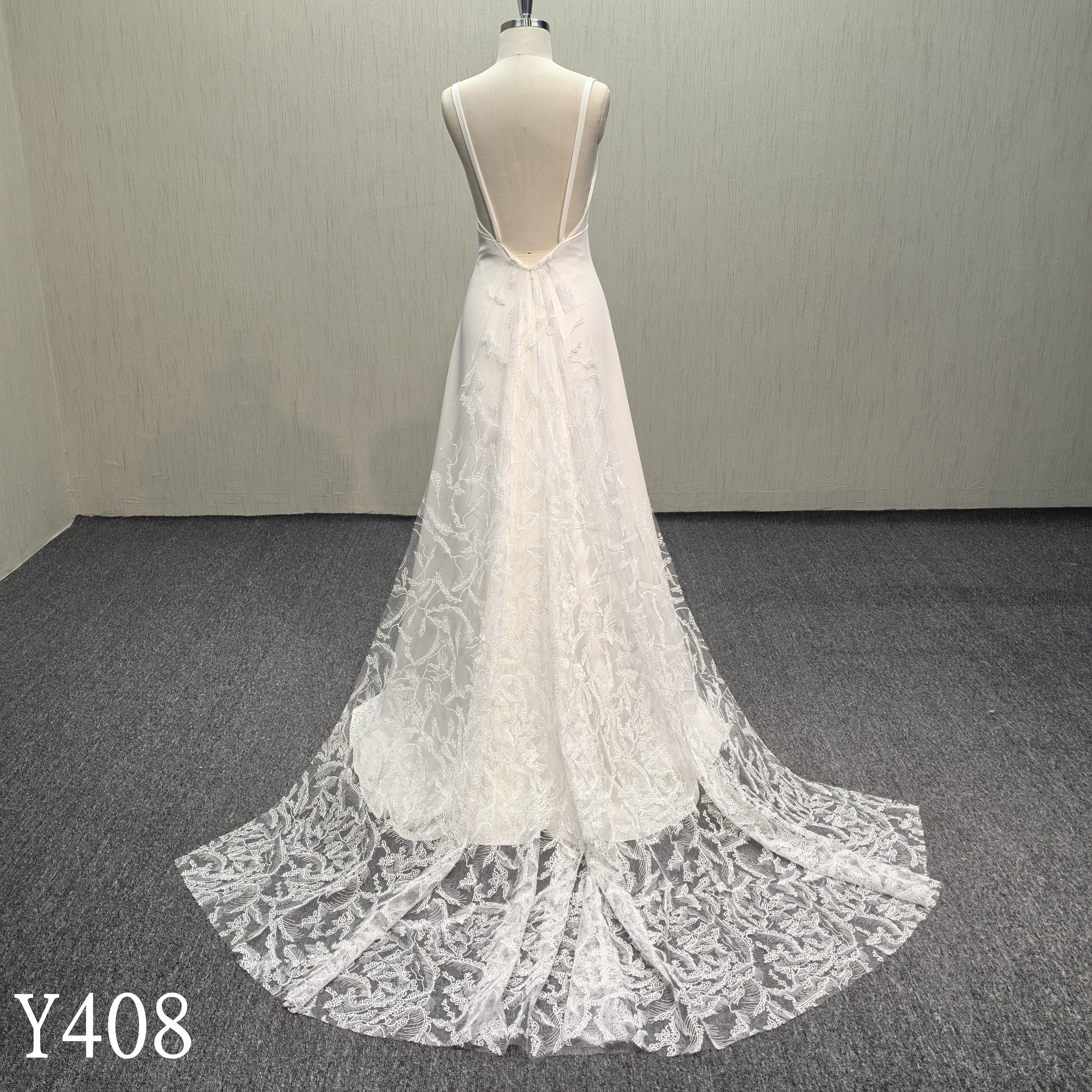 Y408 Italy Satin Ivory Sleeveless A-Line wedding dress with French lace made in China