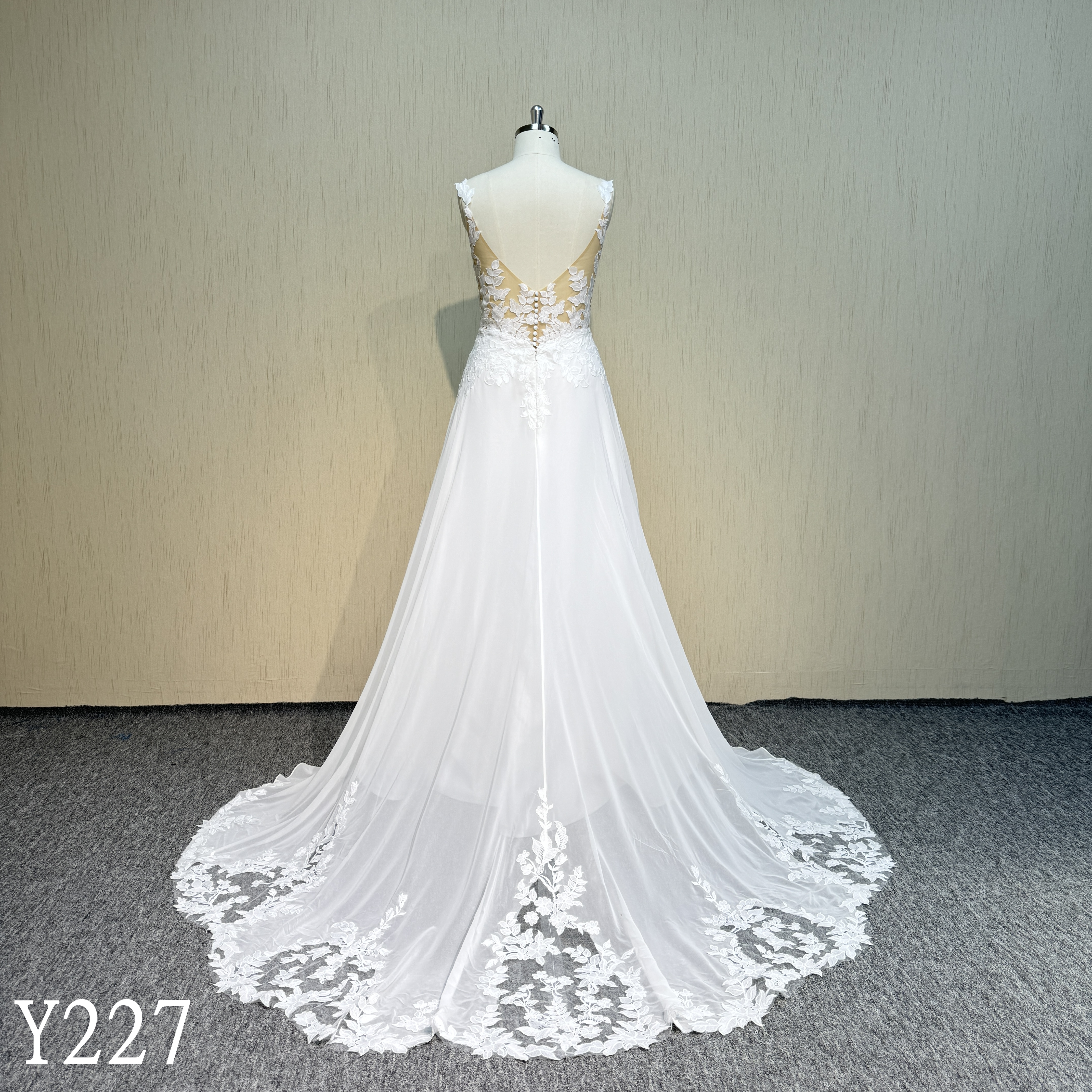 Y227   Chiffon A-Line wedding dress made in China 2026