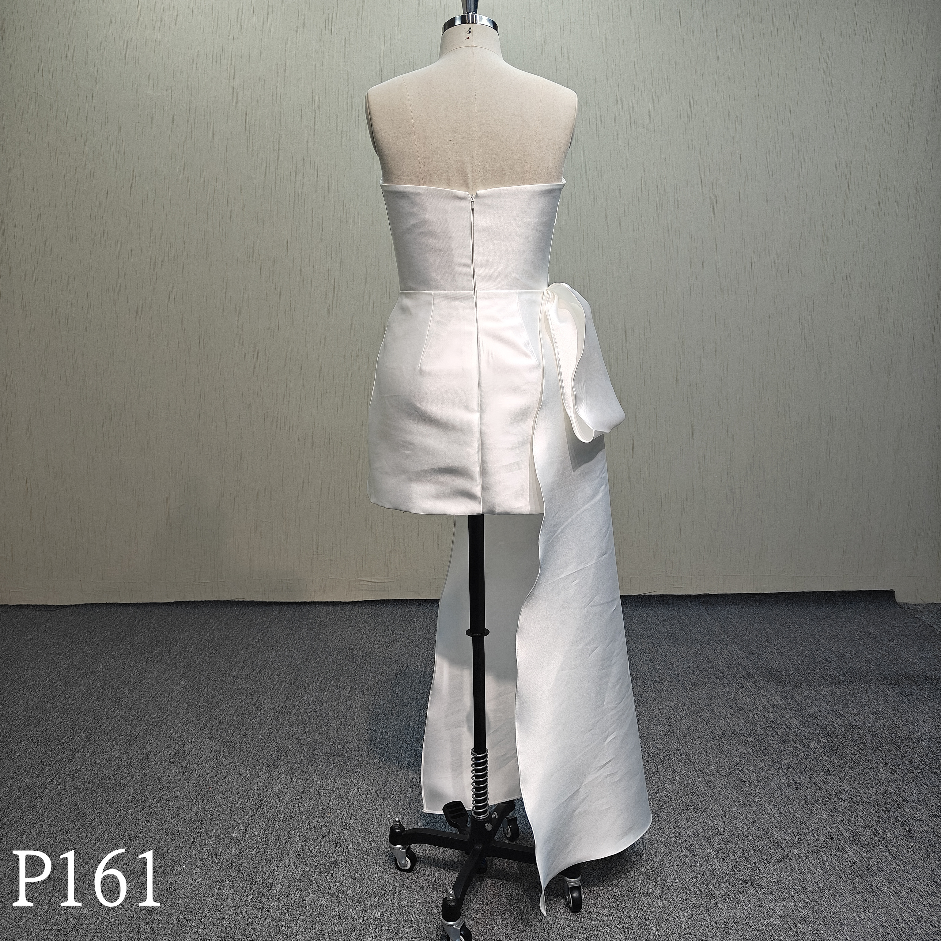 P161 Mini Strapless Sleeveless Satin Wedding Dress