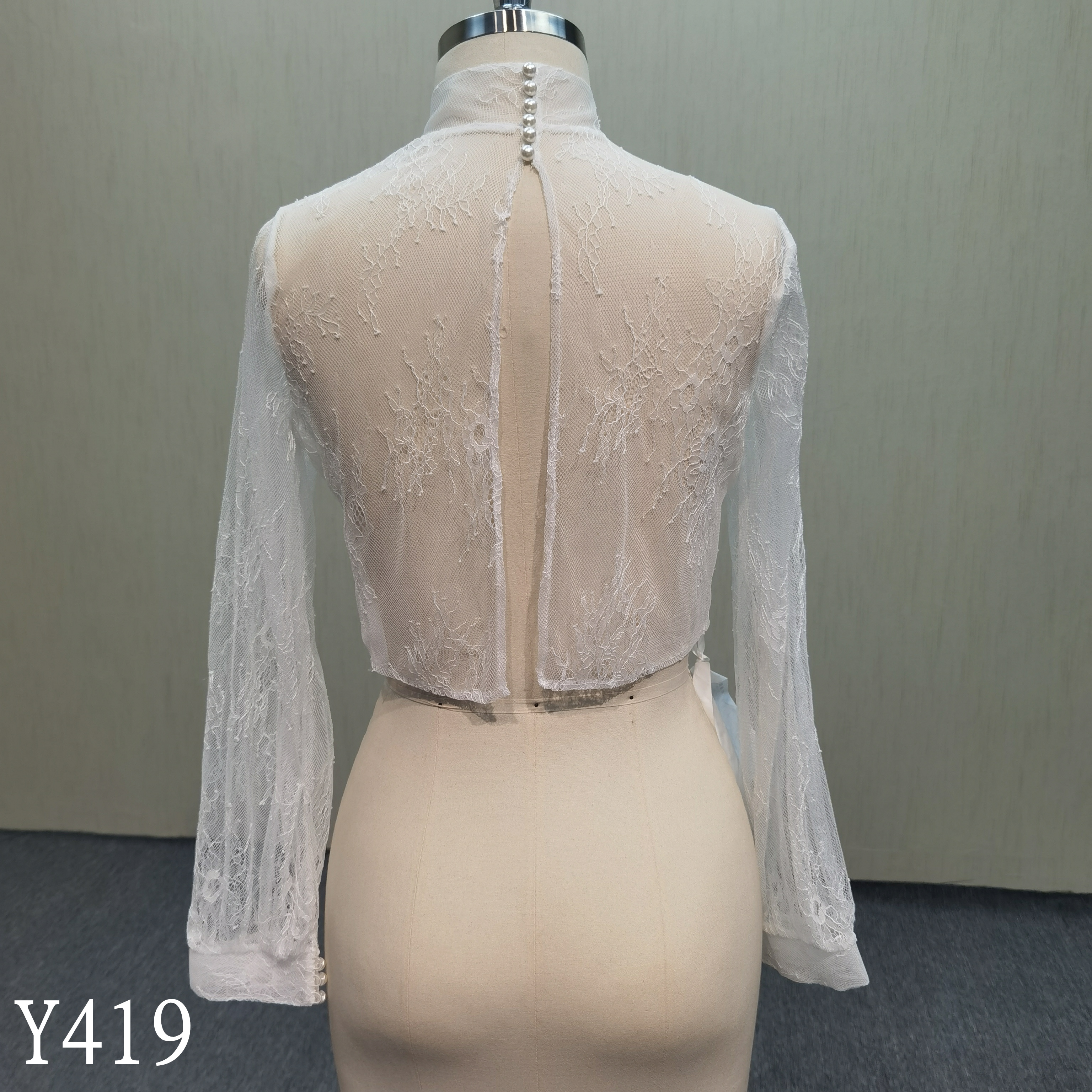Y419