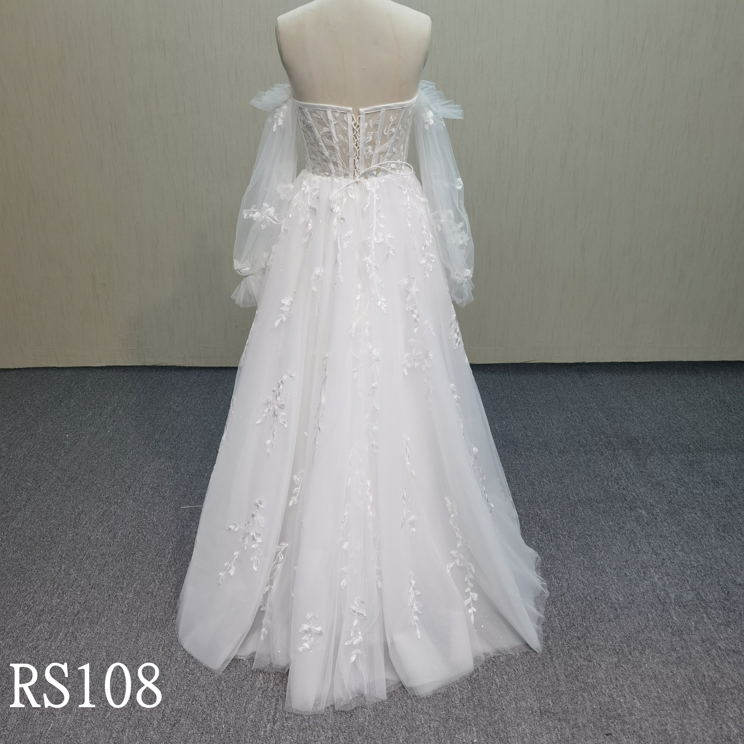 RS108 Sweetheart Neck Wedding Dress with Detachable Sleeves