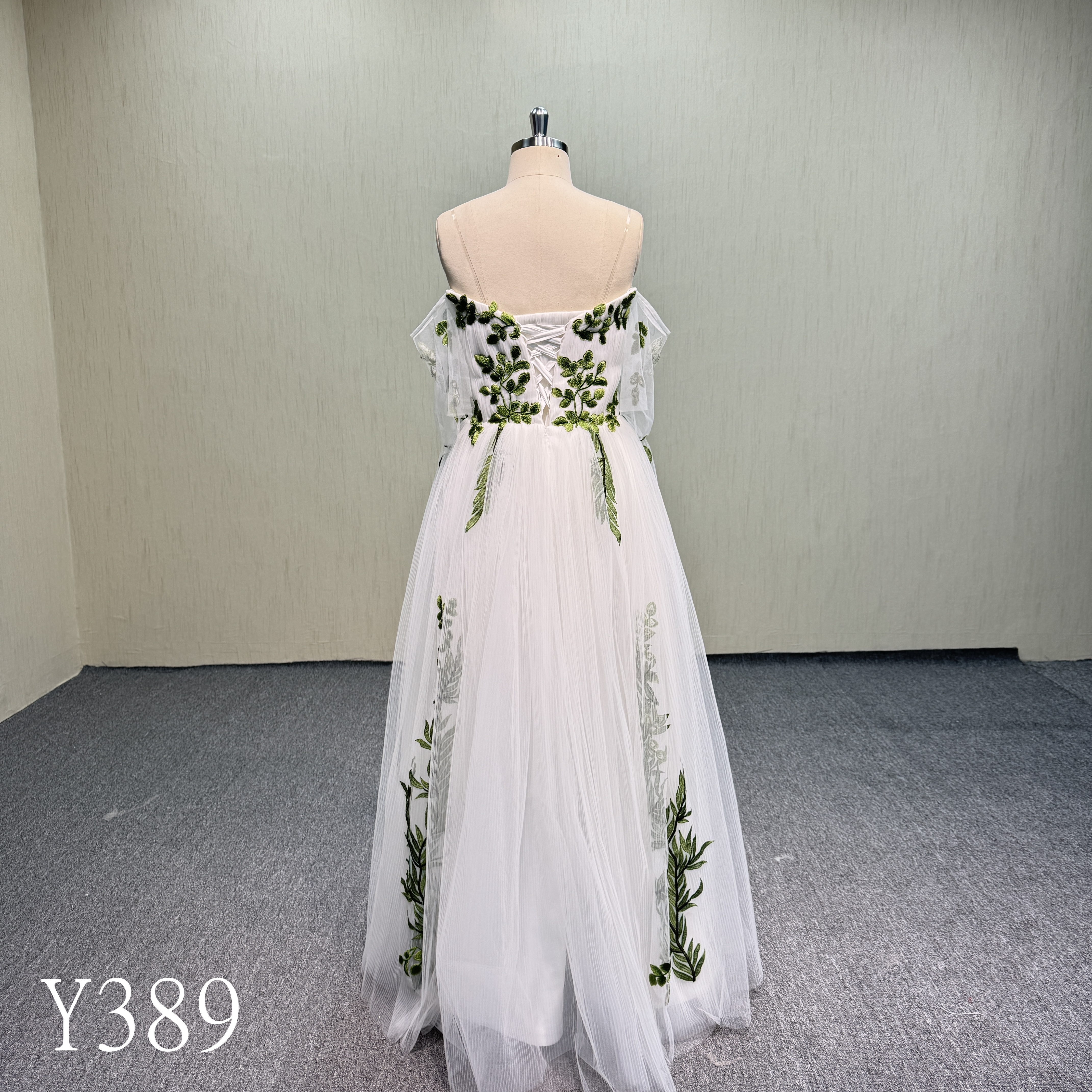 Y389 Off-the-shoulder sweetheart neckline tulle wedding dress