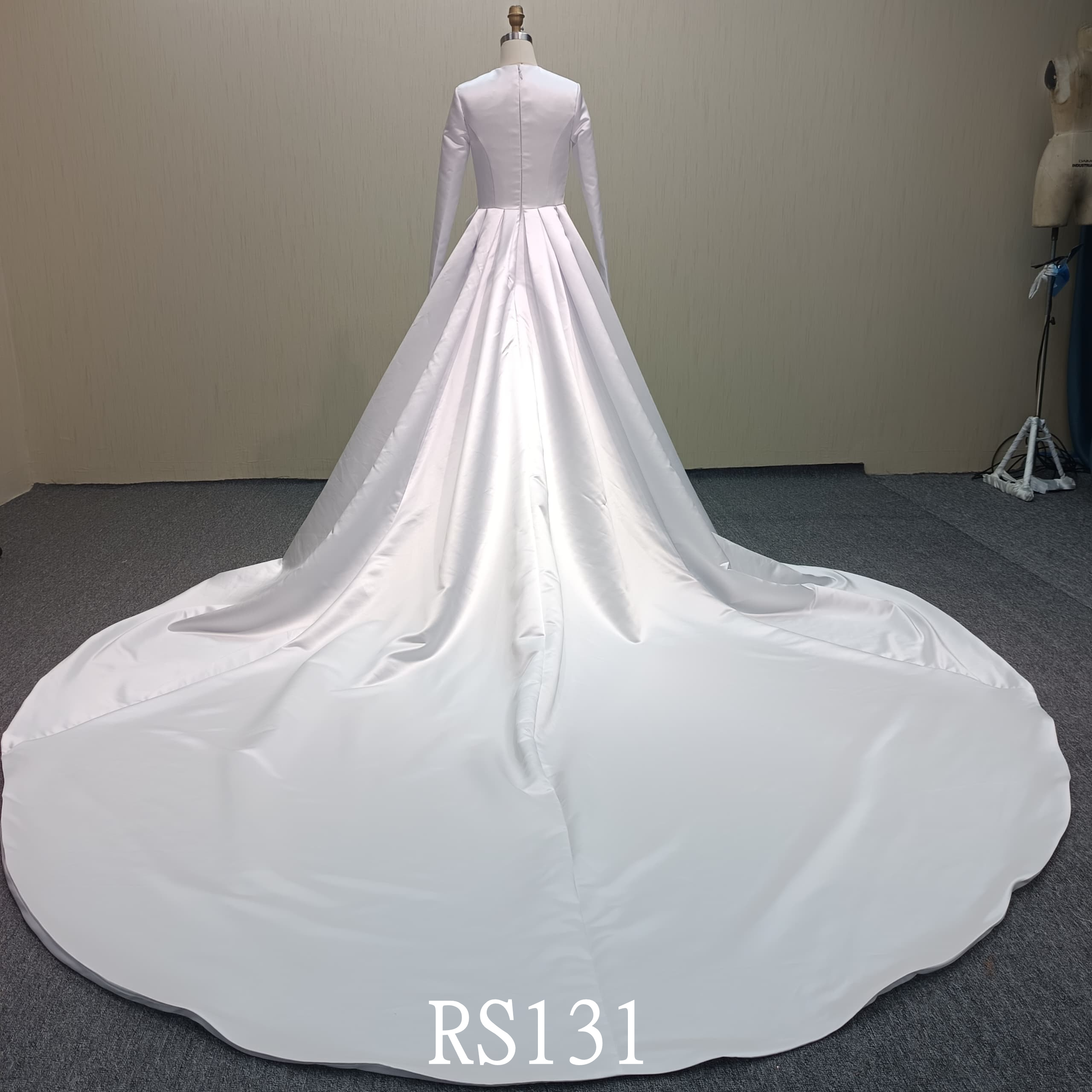 RS131 Simple satin mermaid wedding dress with a detachable train