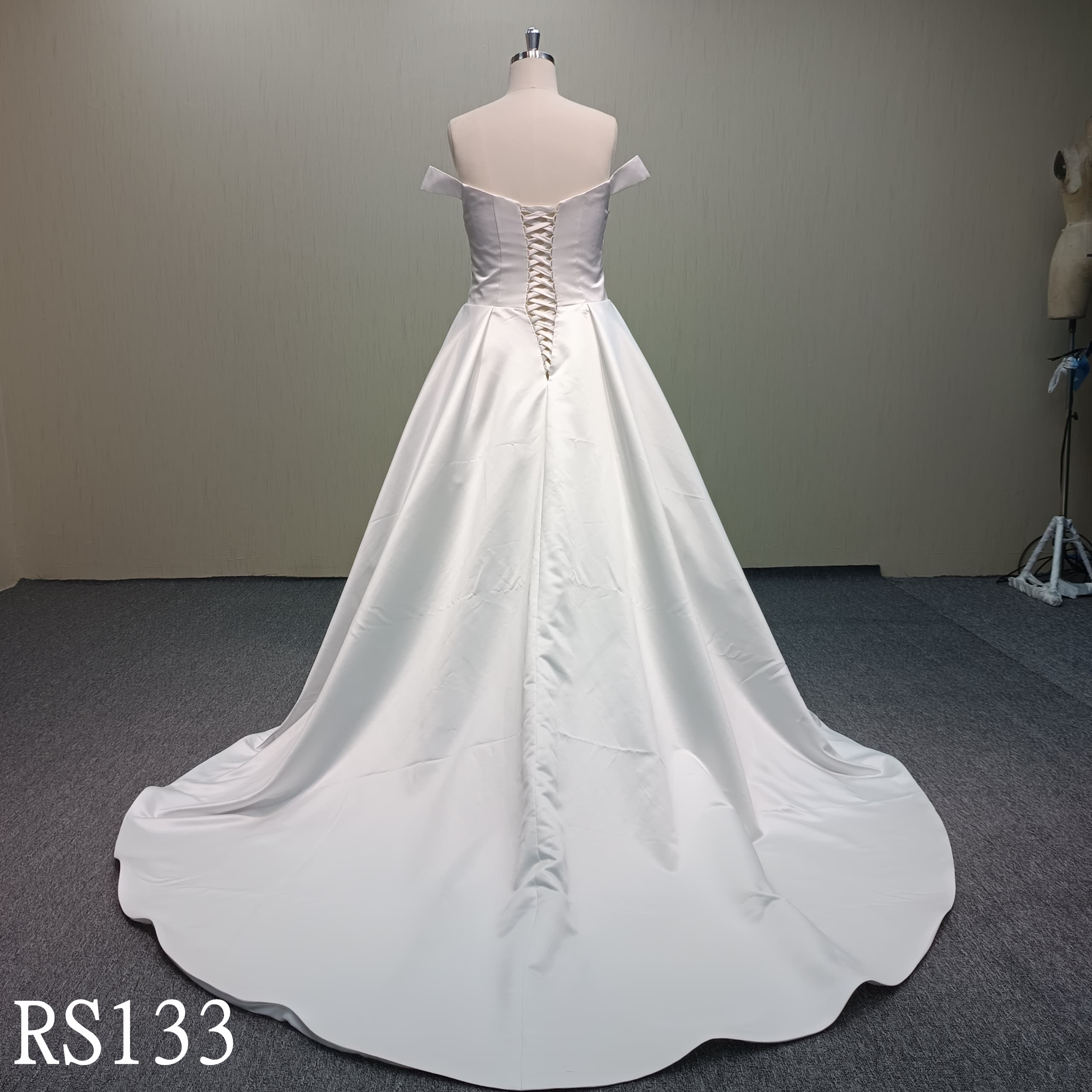 RS133 Simple Satin A-Line Sleeveless Wedding Dress