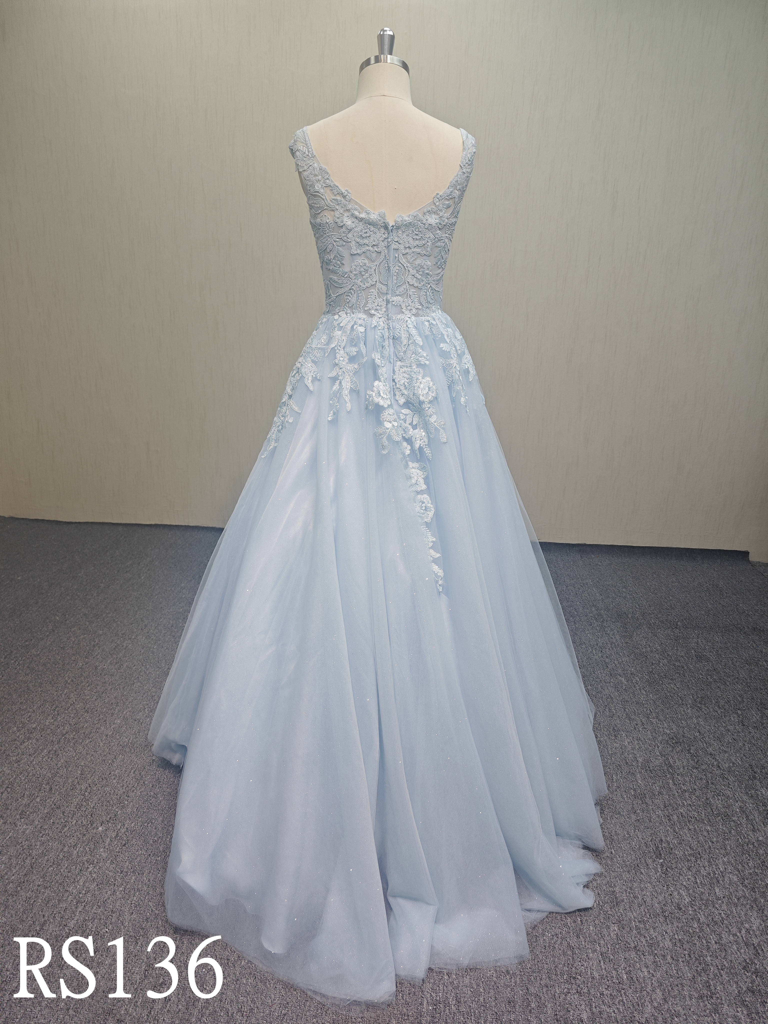 RS136 A-line sleeveless blue wedding dress