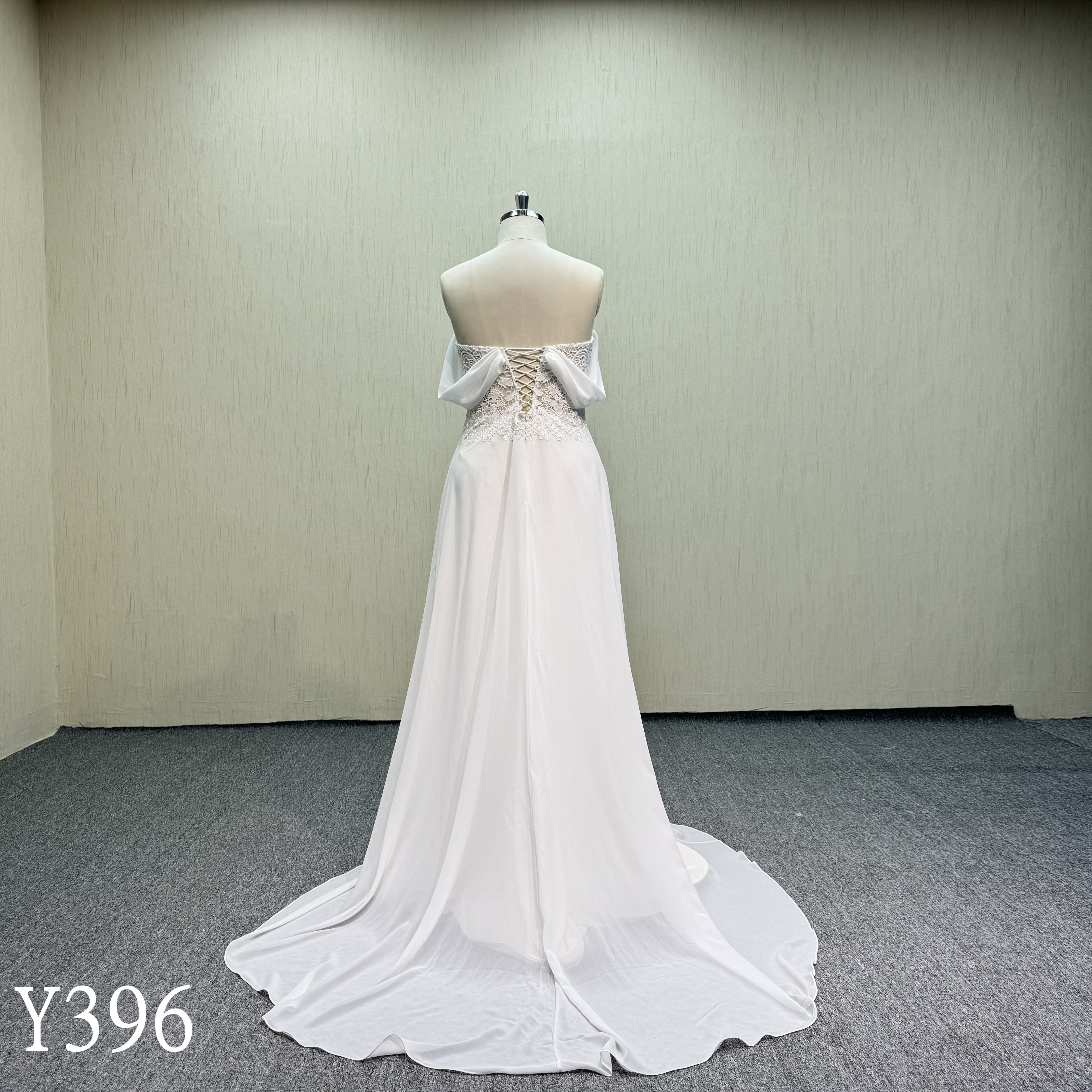Y396 Chiffon Slit Sleeveless Wedding Dress
