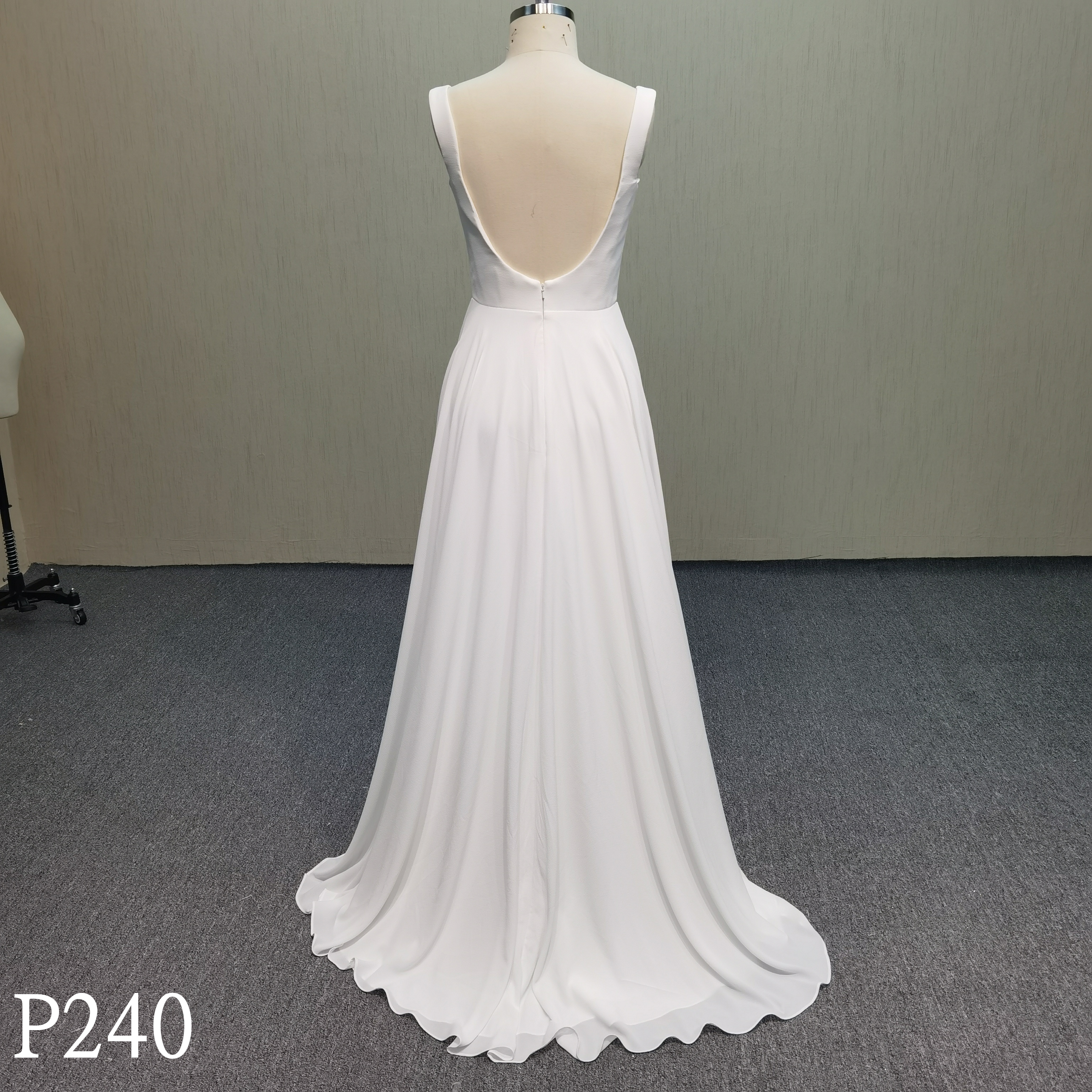 P240 Elegant Square Mermaid Wedding Dress